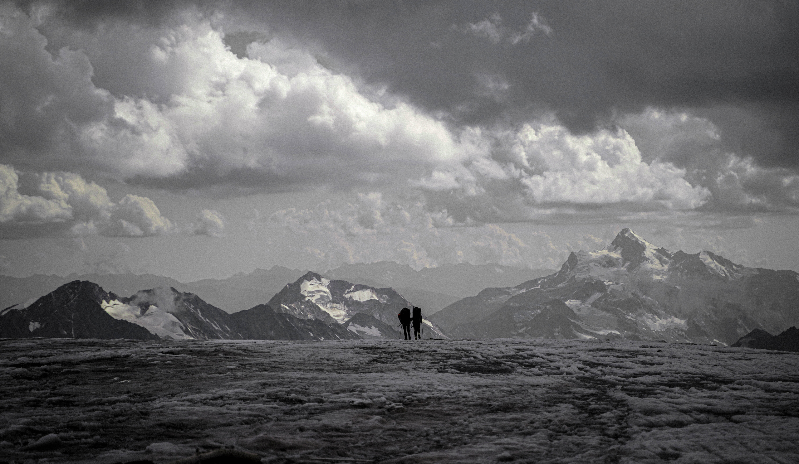 СЕВКАВ. Стрит-фотография, полная абсурда, идиотизма и красоты