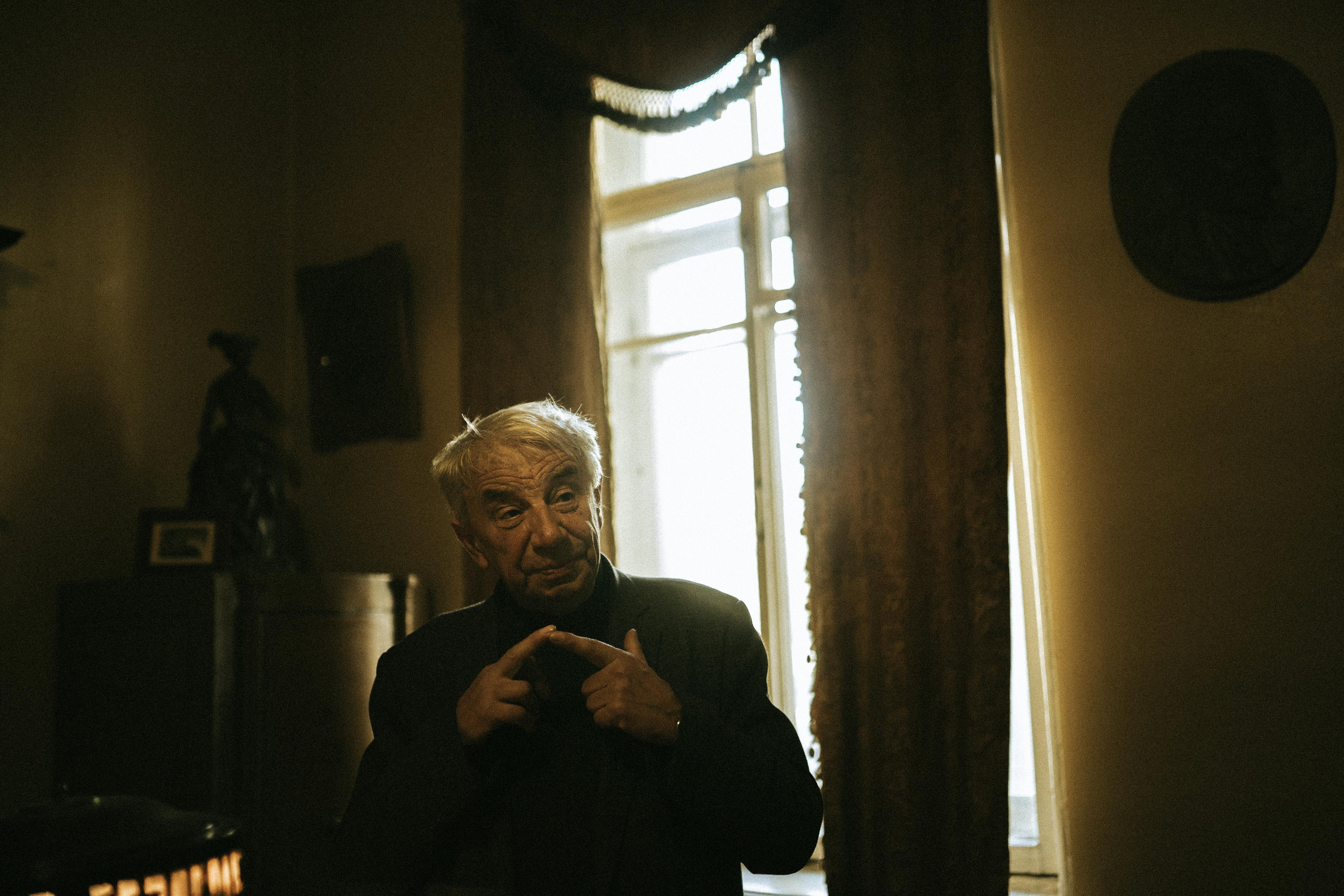 2021. Стрит-фотография, полная абсурда, идиотизма и красоты