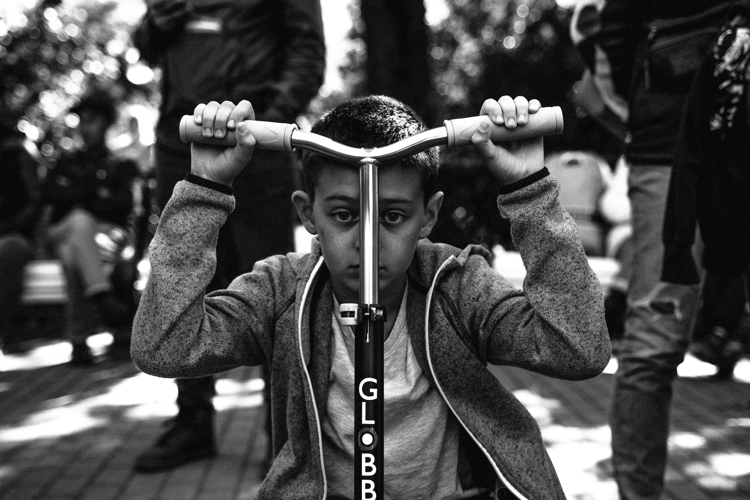 2022. Стрит-фотография, полная абсурда, идиотизма и красоты