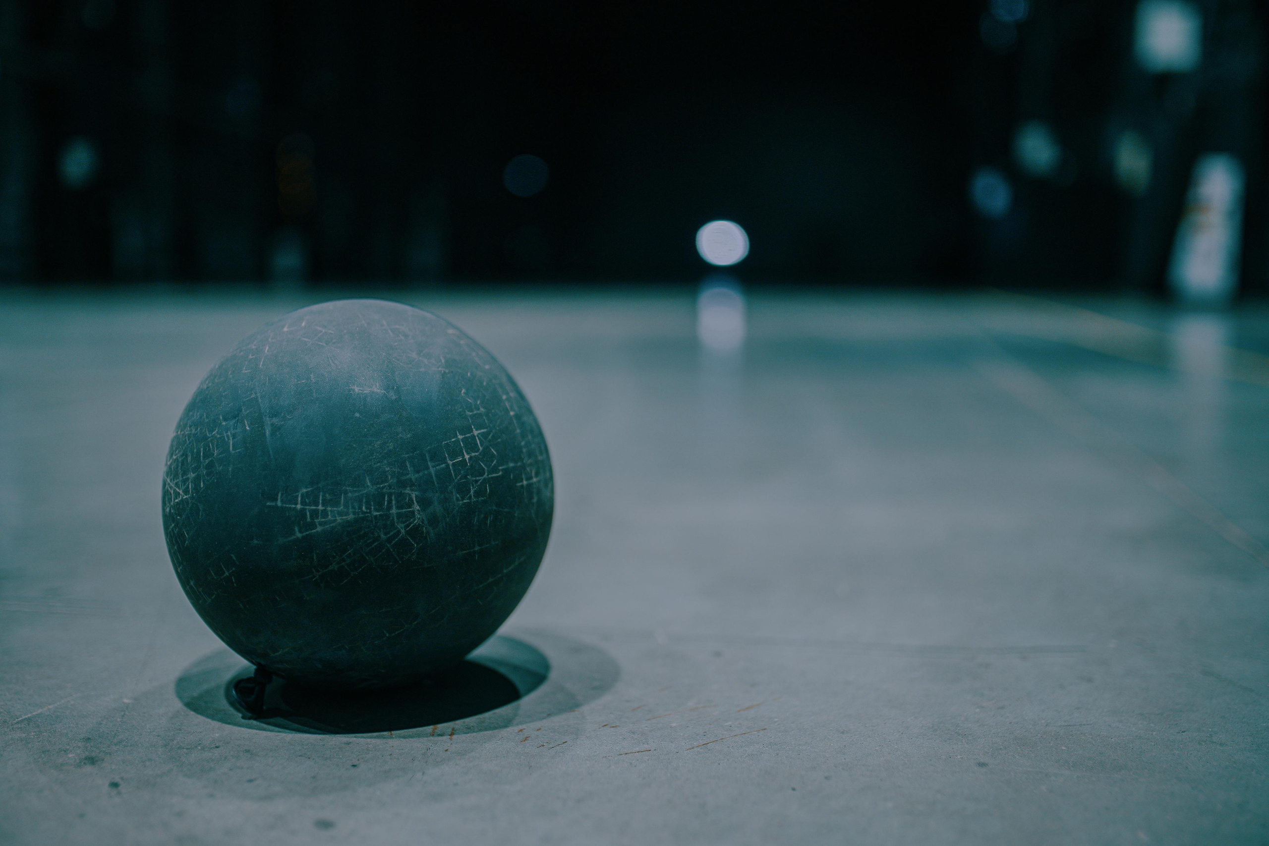 2021. Стрит-фотография, полная абсурда, идиотизма и красоты