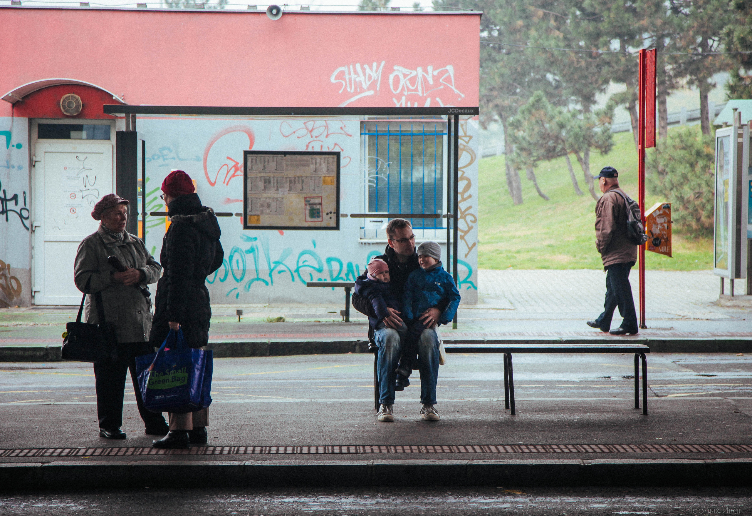 БРАТИСЛАВА. Стрит-фотография, полная абсурда, идиотизма и красоты