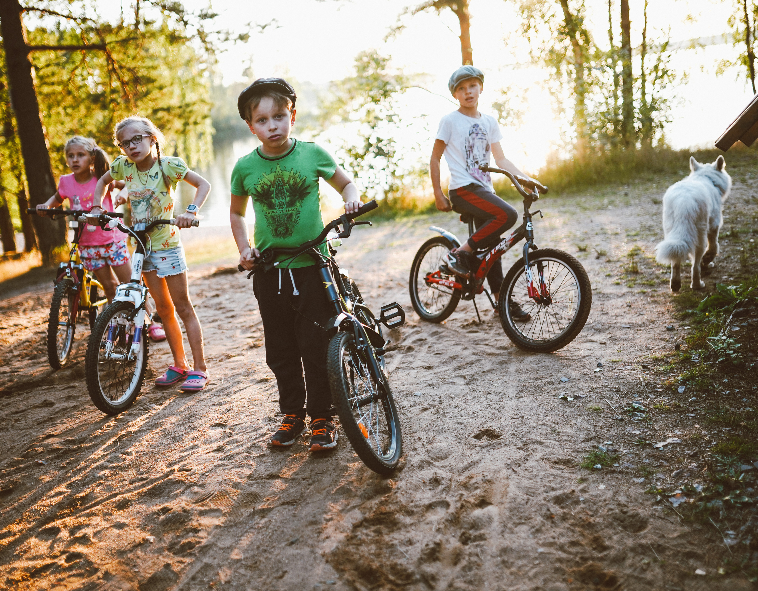 2019. Стрит-фотография, полная абсурда, идиотизма и красоты