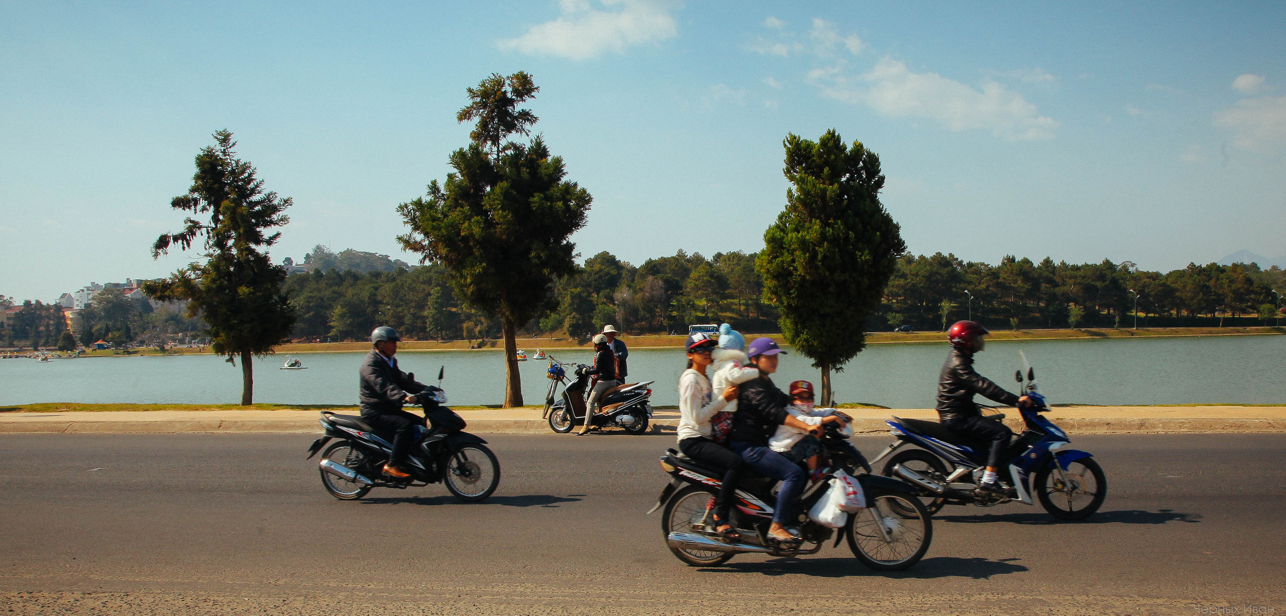 ВЬЕТНАМ. Стрит-фотография, полная абсурда, идиотизма и красоты