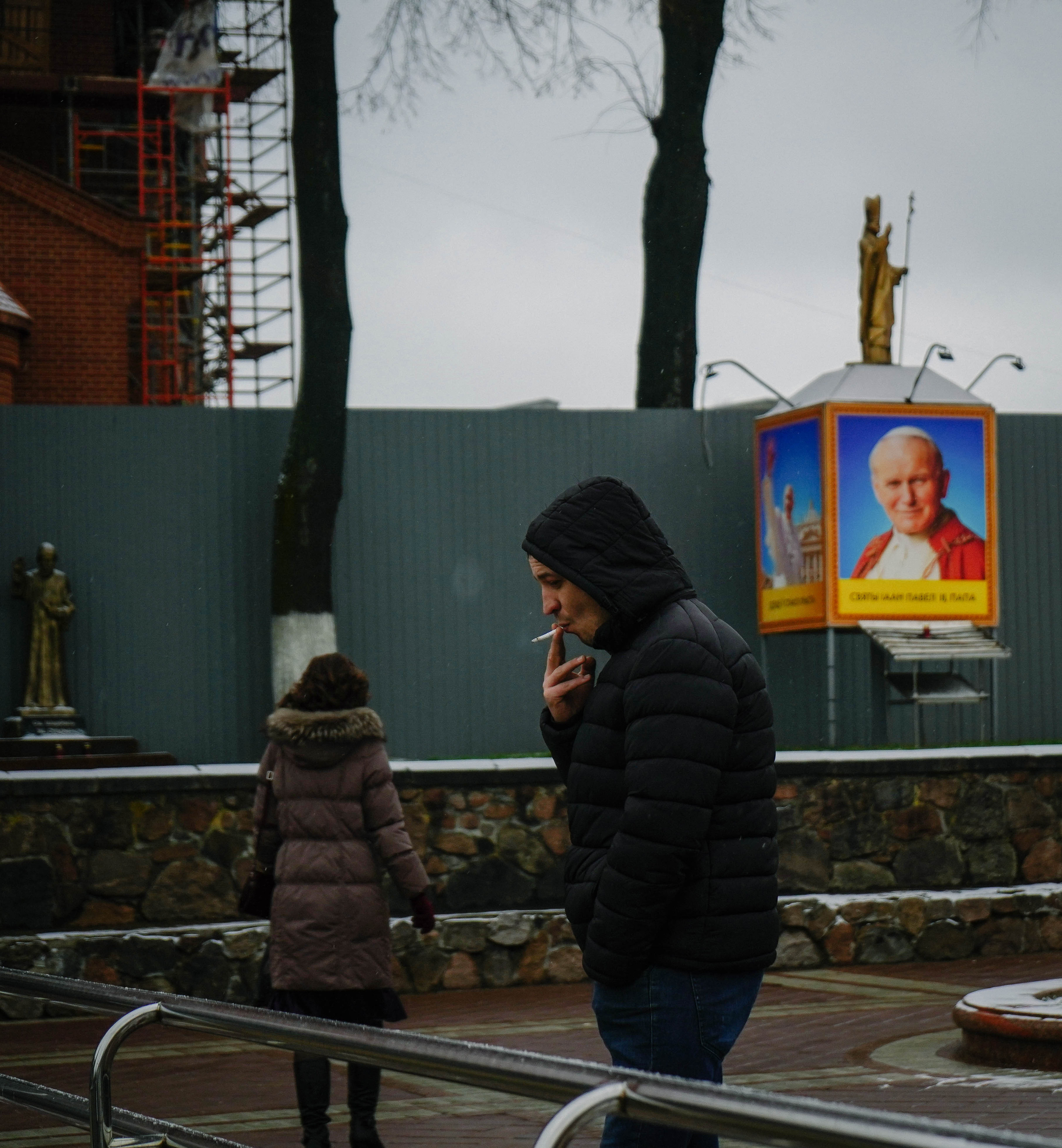 МИНСК. Стрит-фотография, полная абсурда, идиотизма и красоты