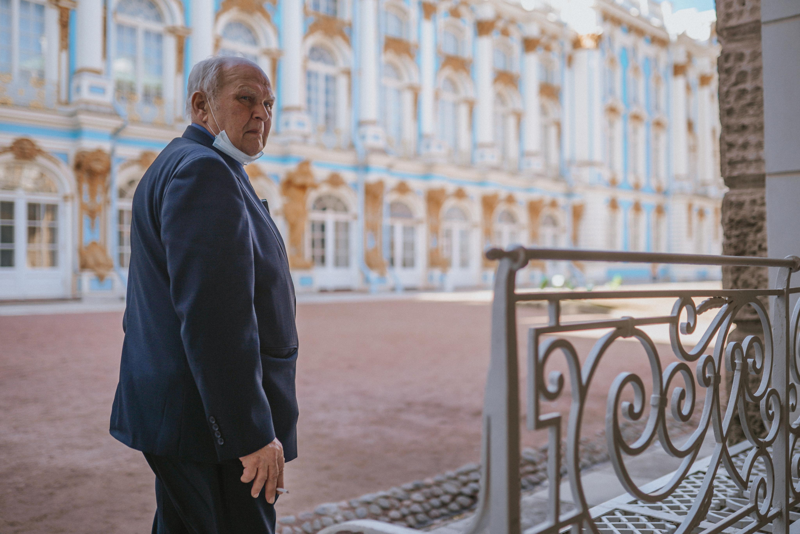 2021. Стрит-фотография, полная абсурда, идиотизма и красоты