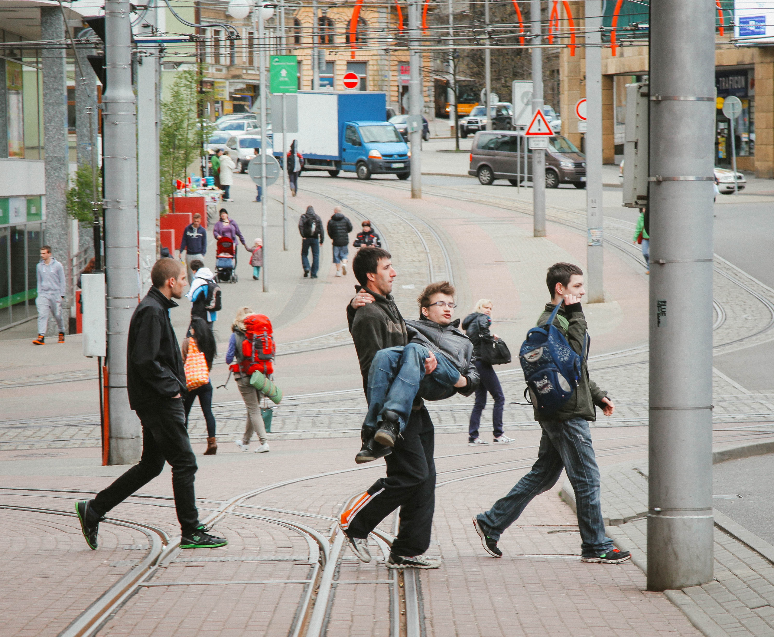 ЧЕХИЯ. Стрит-фотография, полная абсурда, идиотизма и красоты