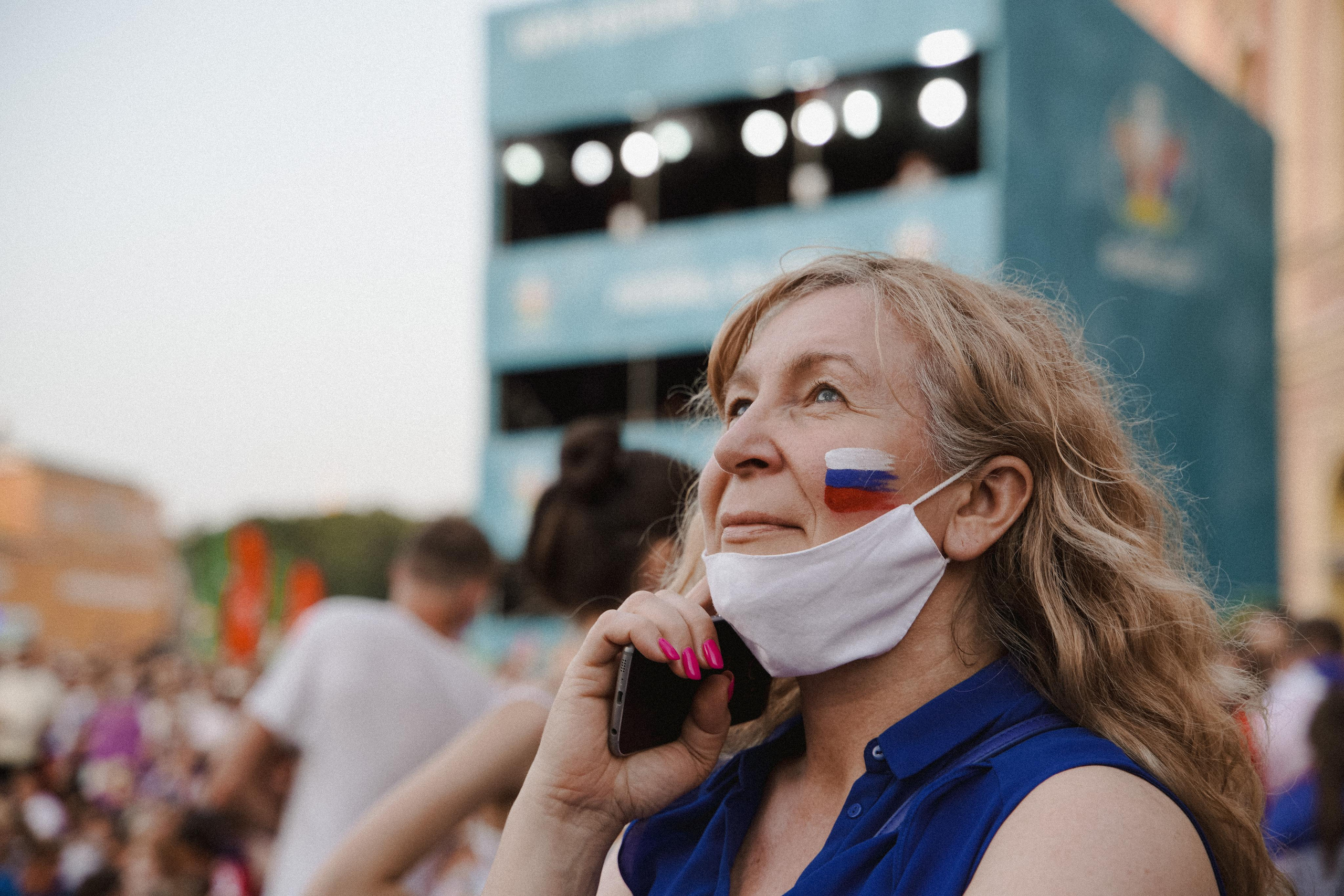 2021. Стрит-фотография, полная абсурда, идиотизма и красоты