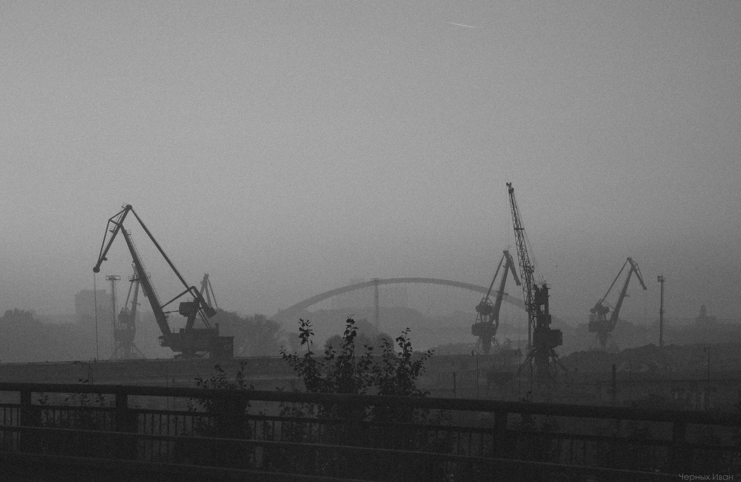 БРАТИСЛАВА. Стрит-фотография, полная абсурда, идиотизма и красоты