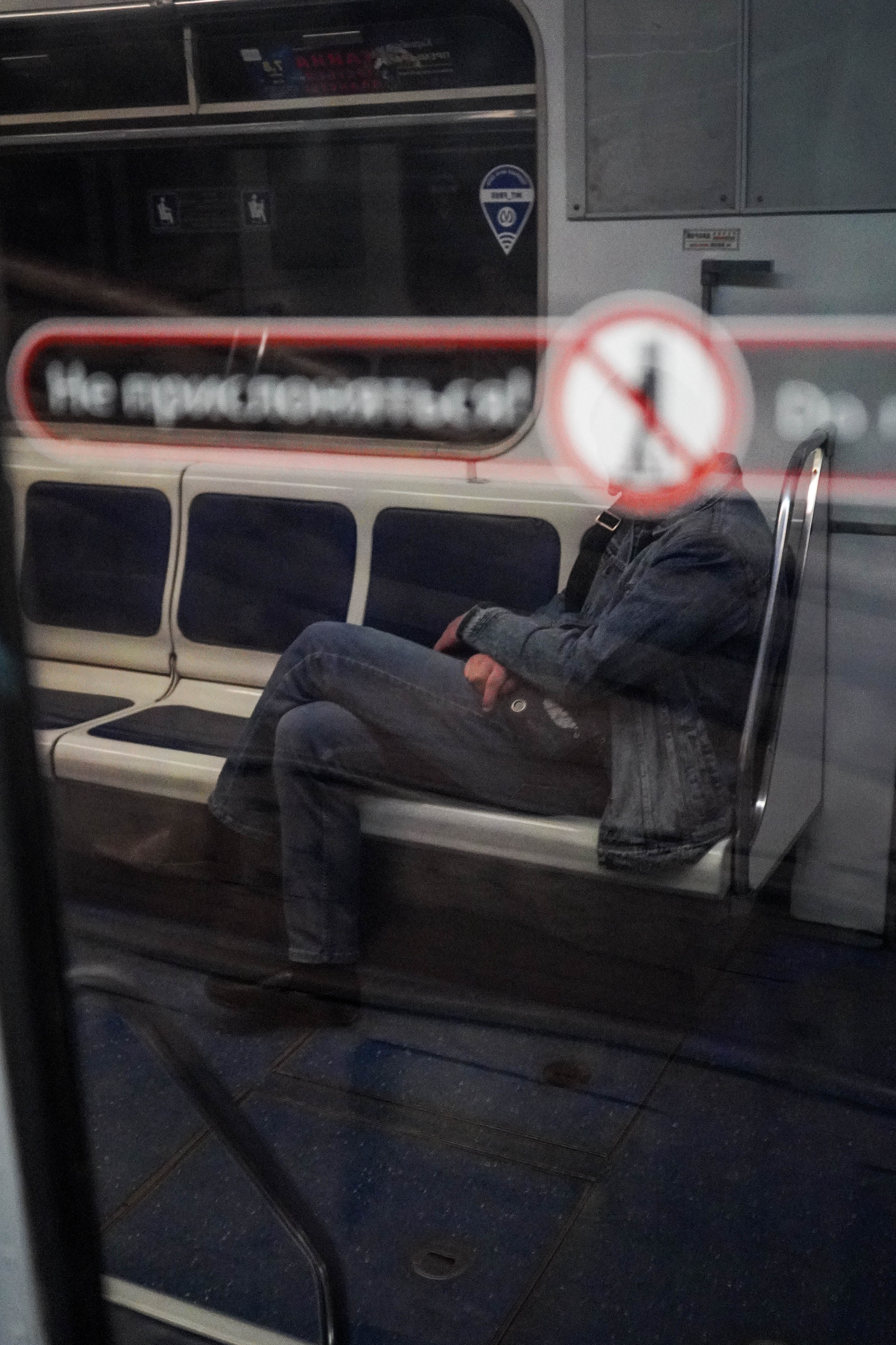 2018. Стрит-фотография, полная абсурда, идиотизма и красоты