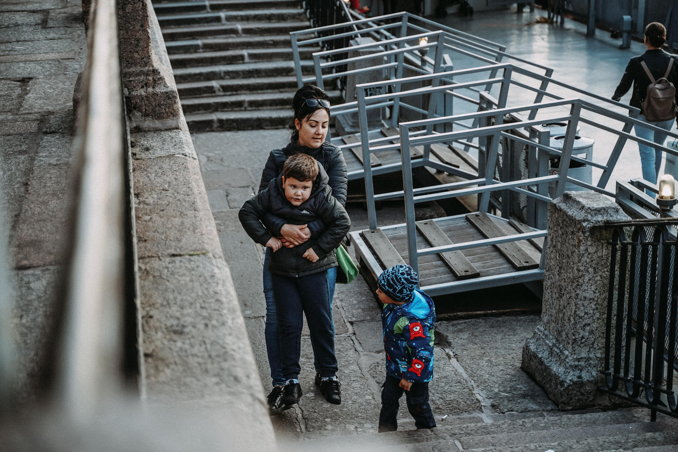 2021. Стрит-фотография, полная абсурда, идиотизма и красоты