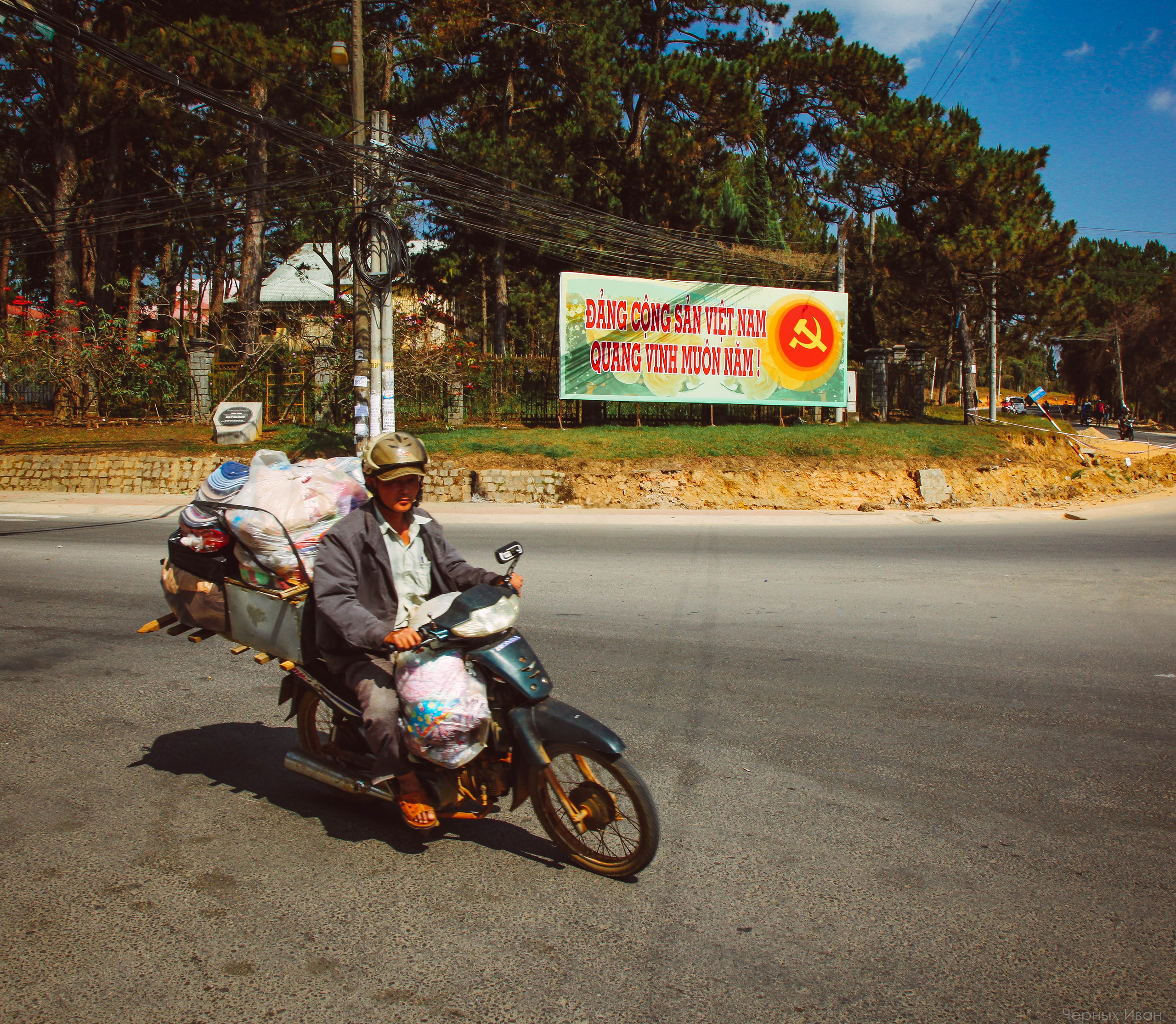 ВЬЕТНАМ. Стрит-фотография, полная абсурда, идиотизма и красоты