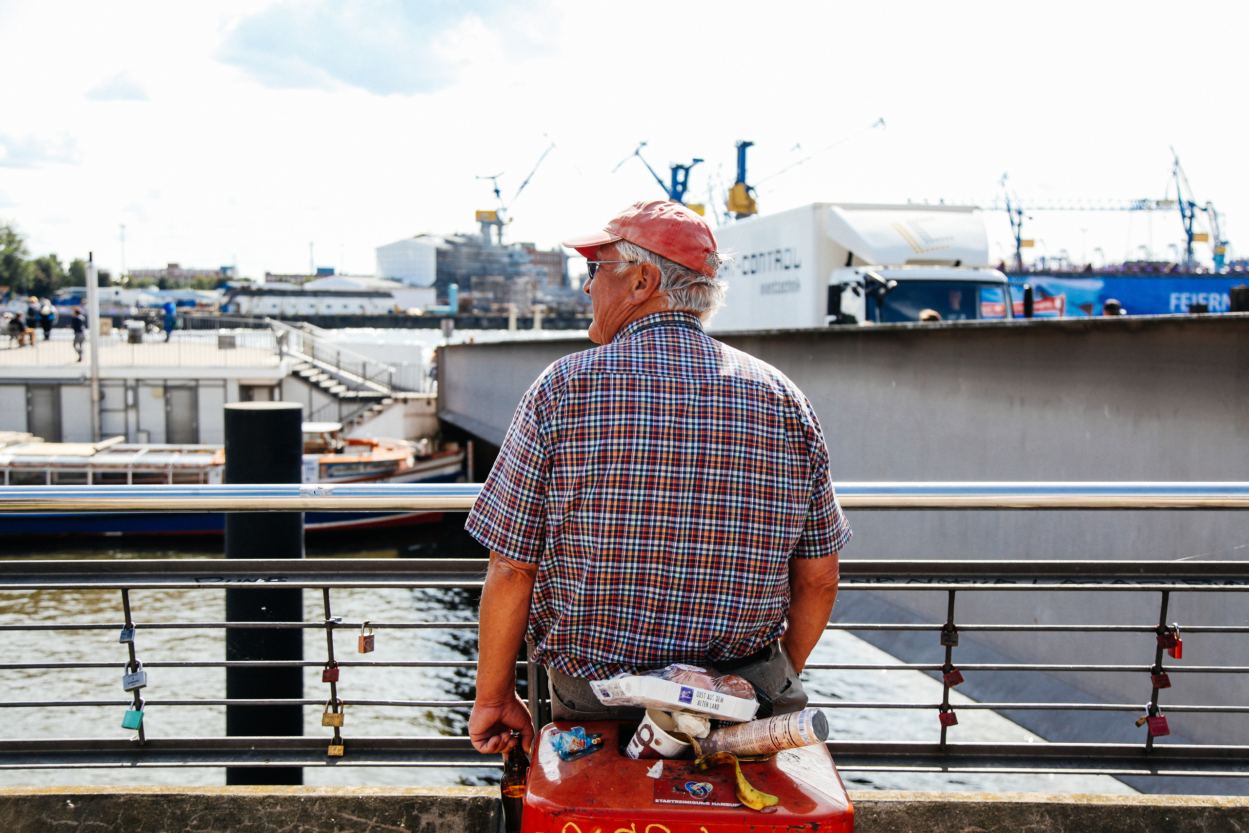 ГЕРМАНИЯ. Стрит-фотография, полная абсурда, идиотизма и красоты