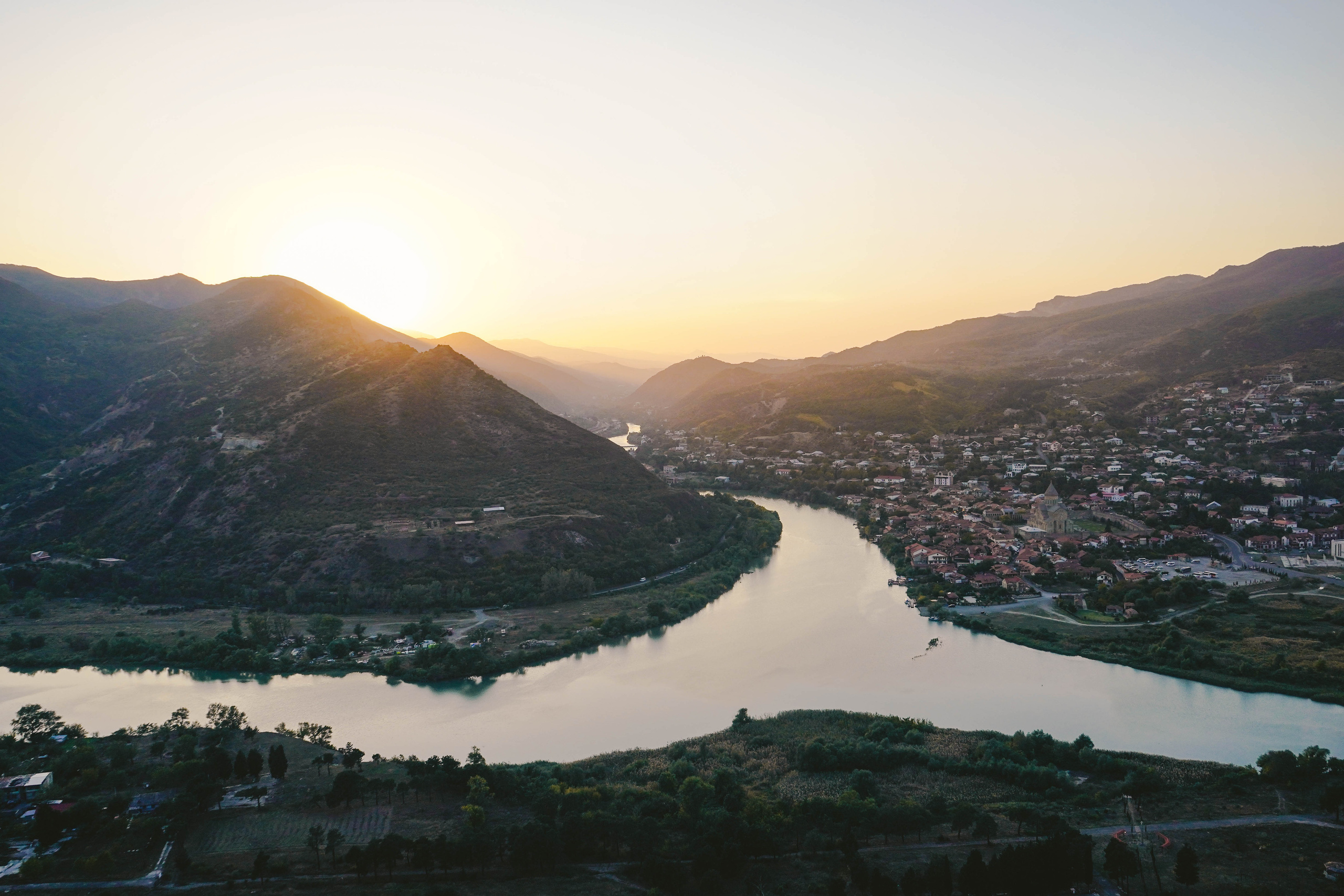 ПЕЙЗАЖИ. Стрит-фотография, полная абсурда, идиотизма и красоты