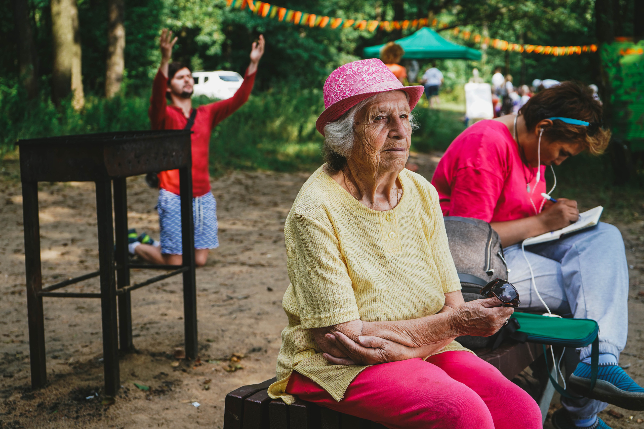 2018. Стрит-фотография, полная абсурда, идиотизма и красоты
