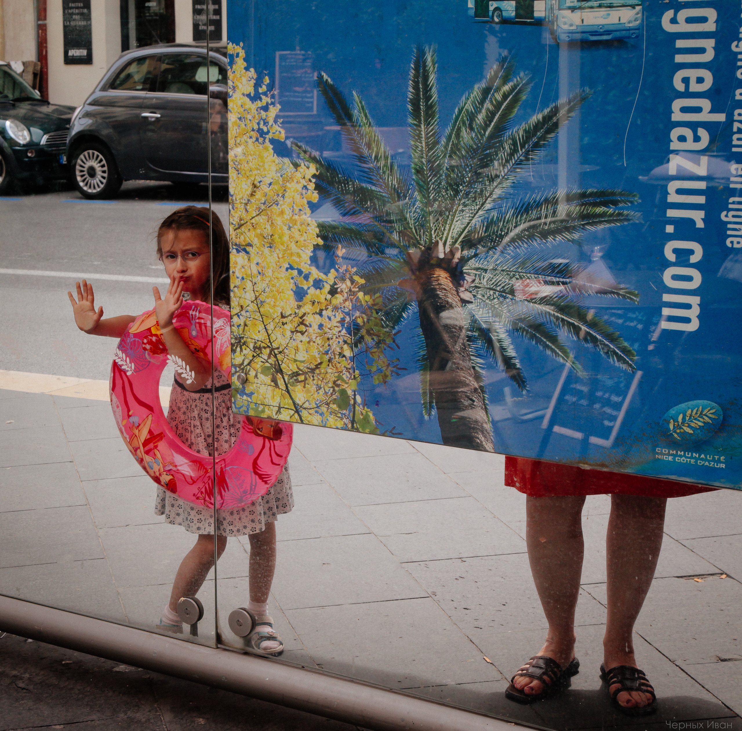ФРАНЦИЯ. Стрит-фотография, полная абсурда, идиотизма и красоты