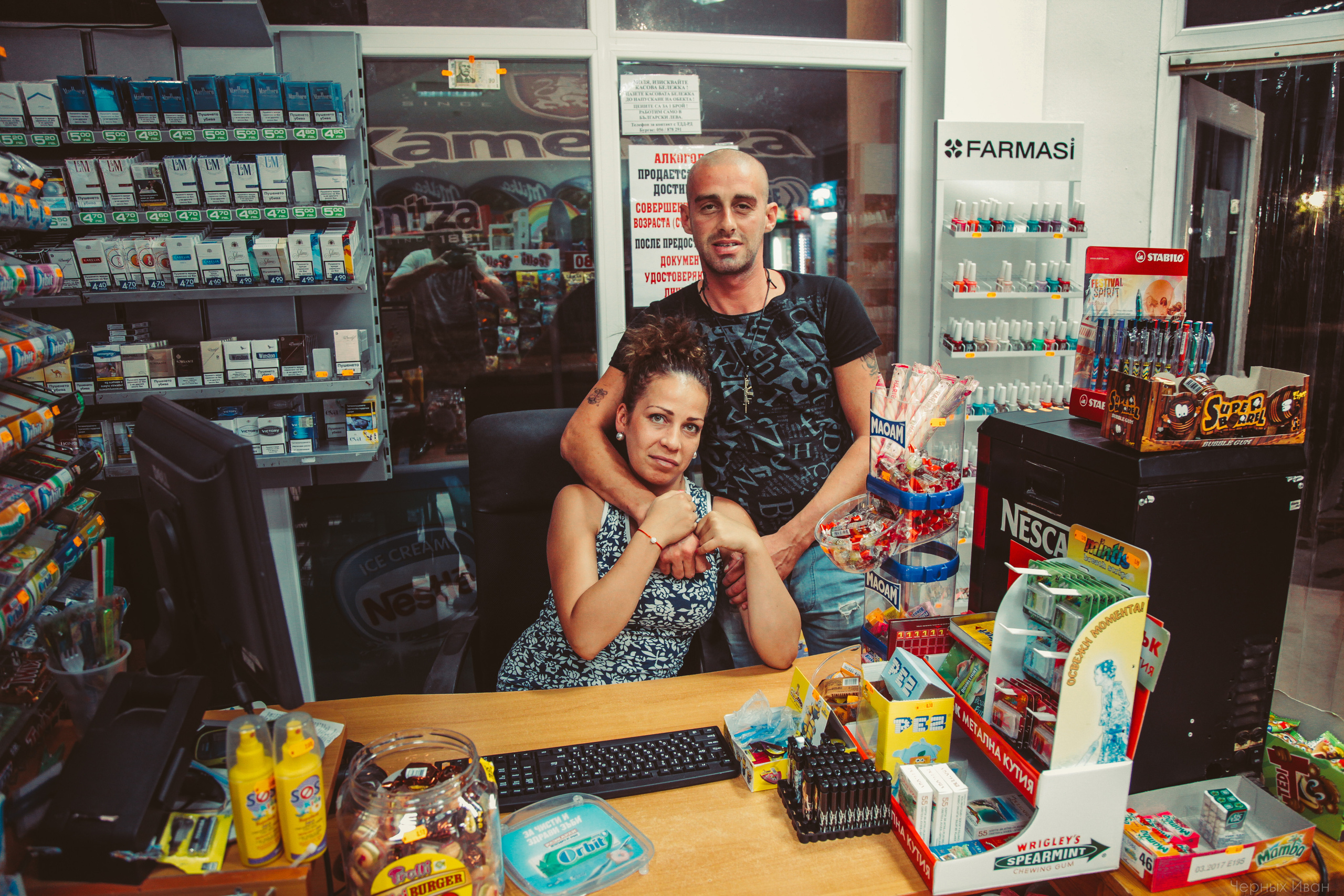 БОЛГАРИЯ. Стрит-фотография, полная абсурда, идиотизма и красоты