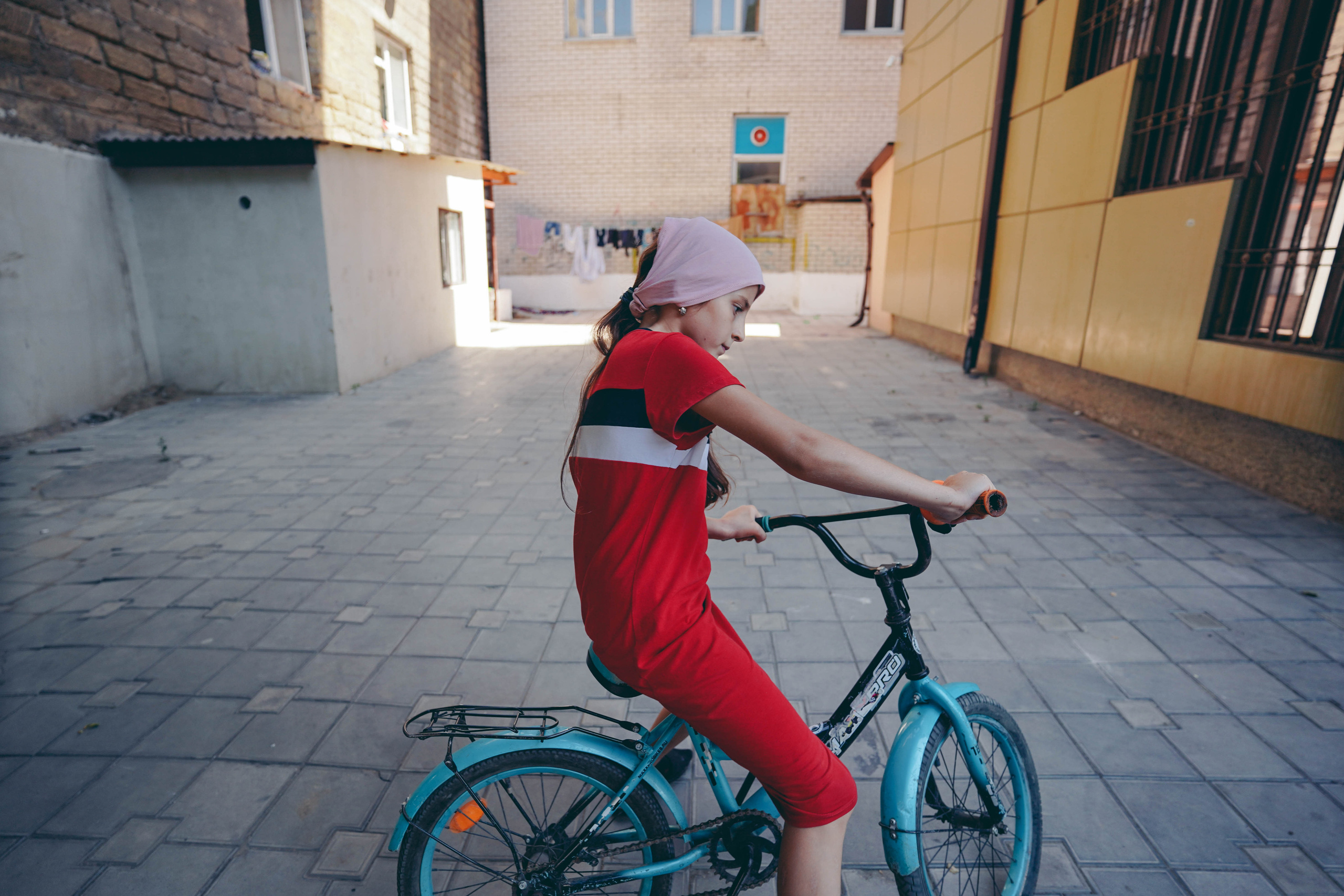 СЕВКАВ. Стрит-фотография, полная абсурда, идиотизма и красоты