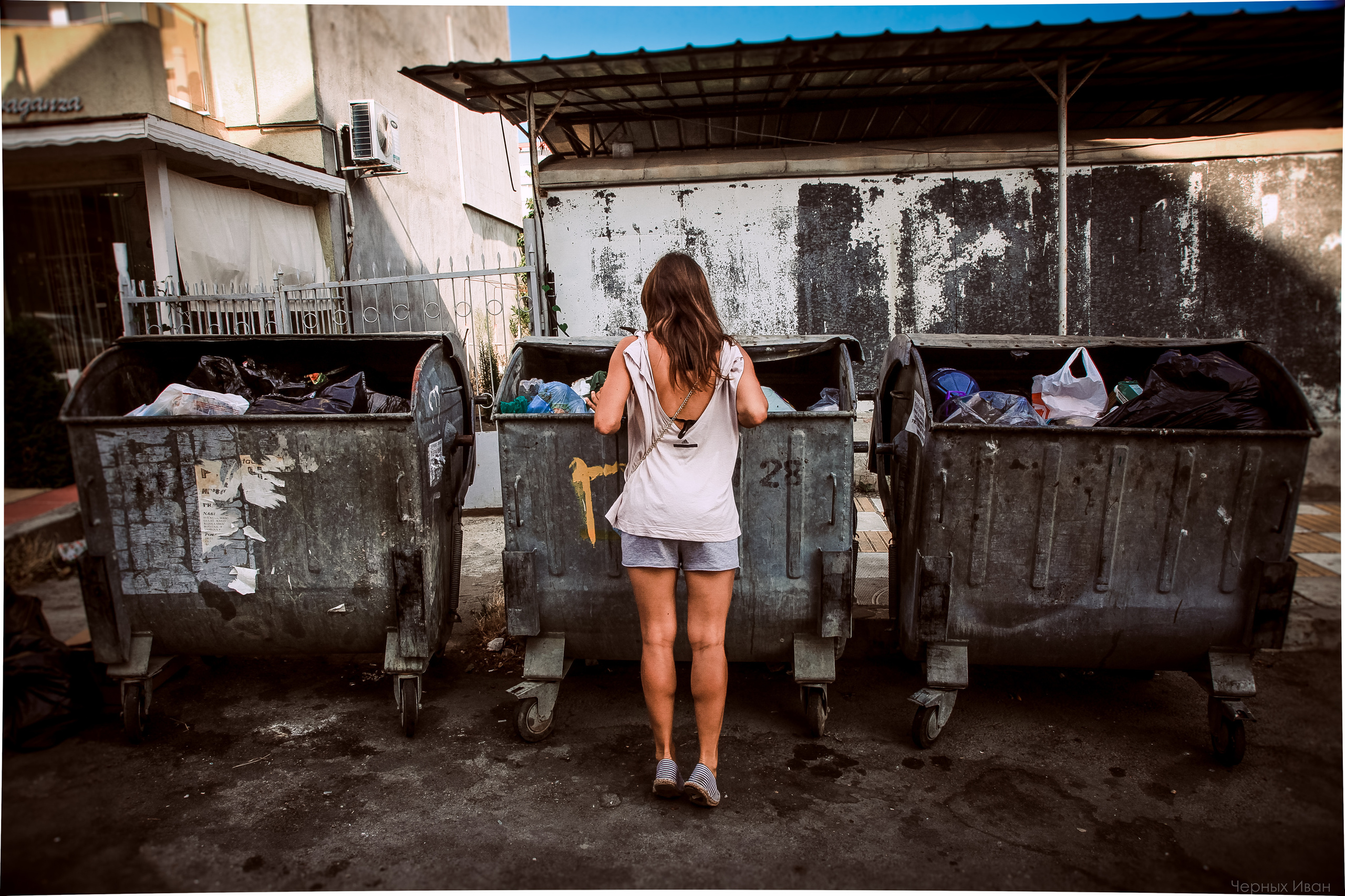 БОЛГАРИЯ. Стрит-фотография, полная абсурда, идиотизма и красоты