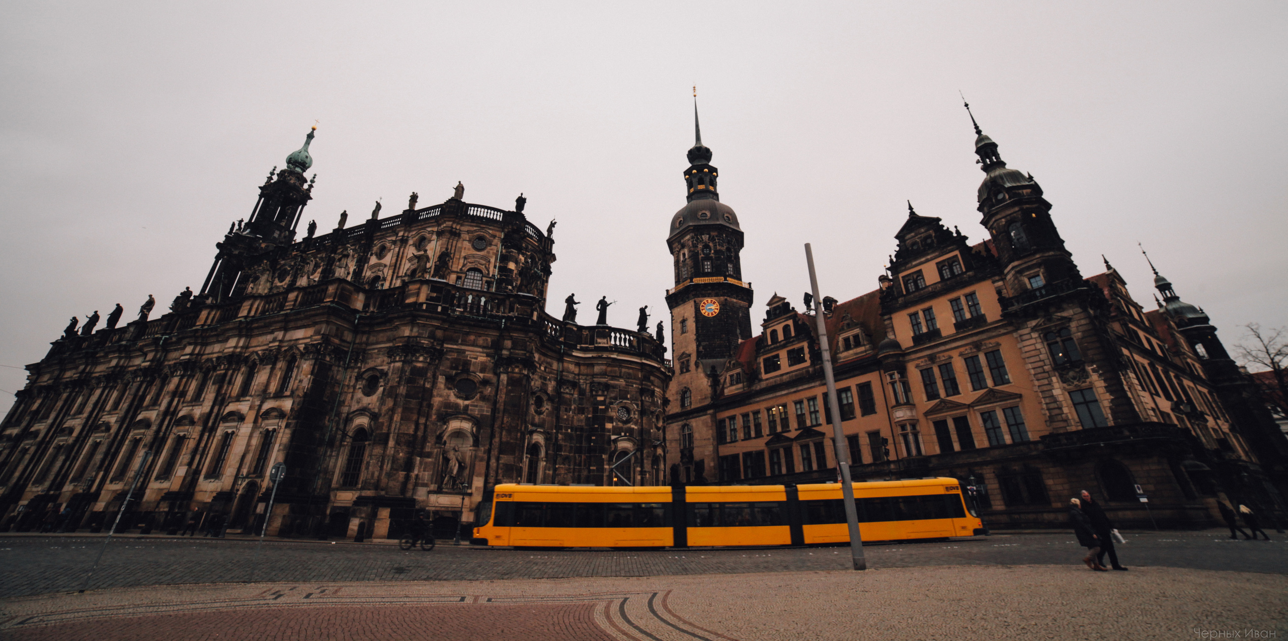 ГЕРМАНИЯ. Стрит-фотография, полная абсурда, идиотизма и красоты