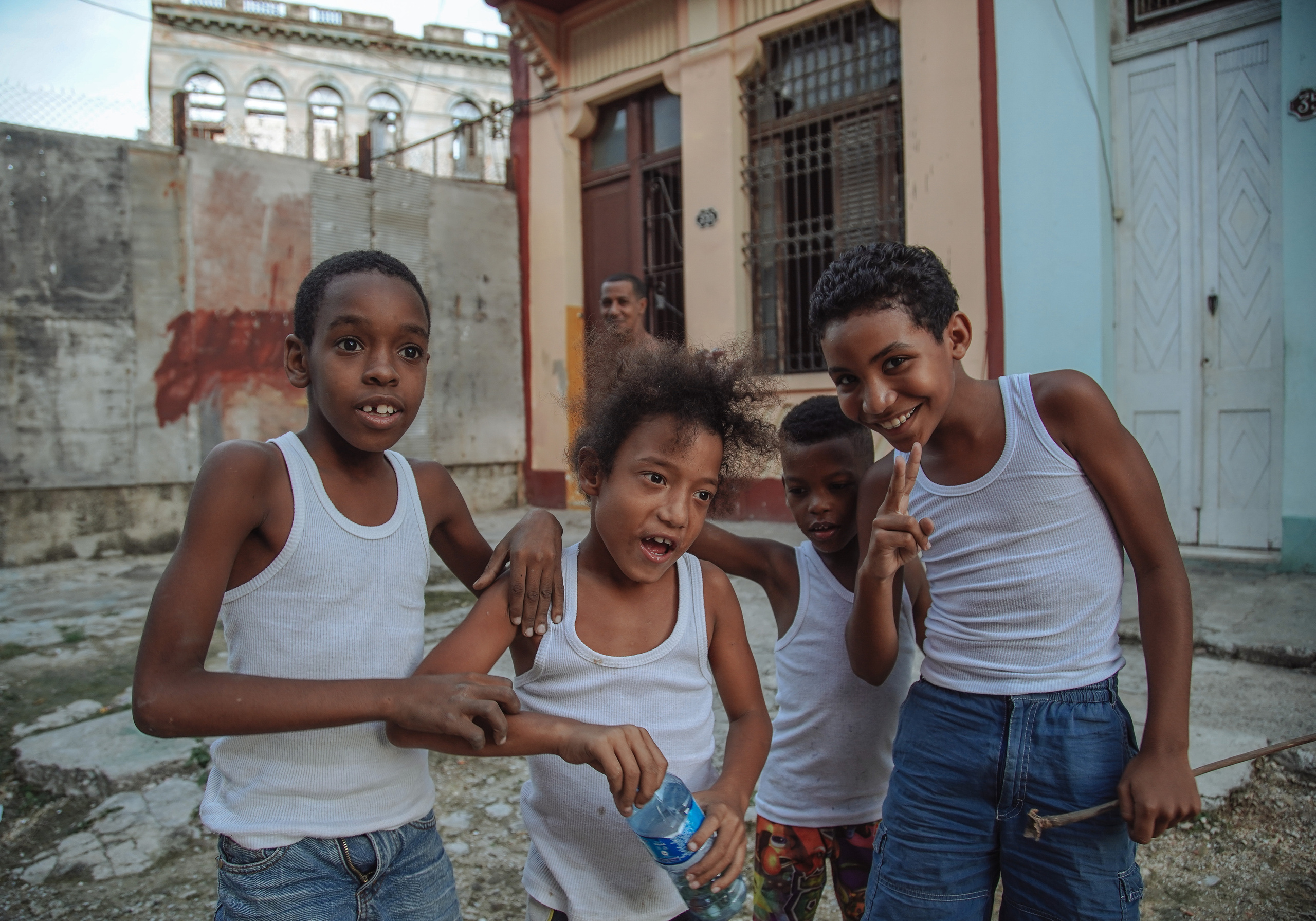 КУБА. Стрит-фотография, полная абсурда, идиотизма и красоты