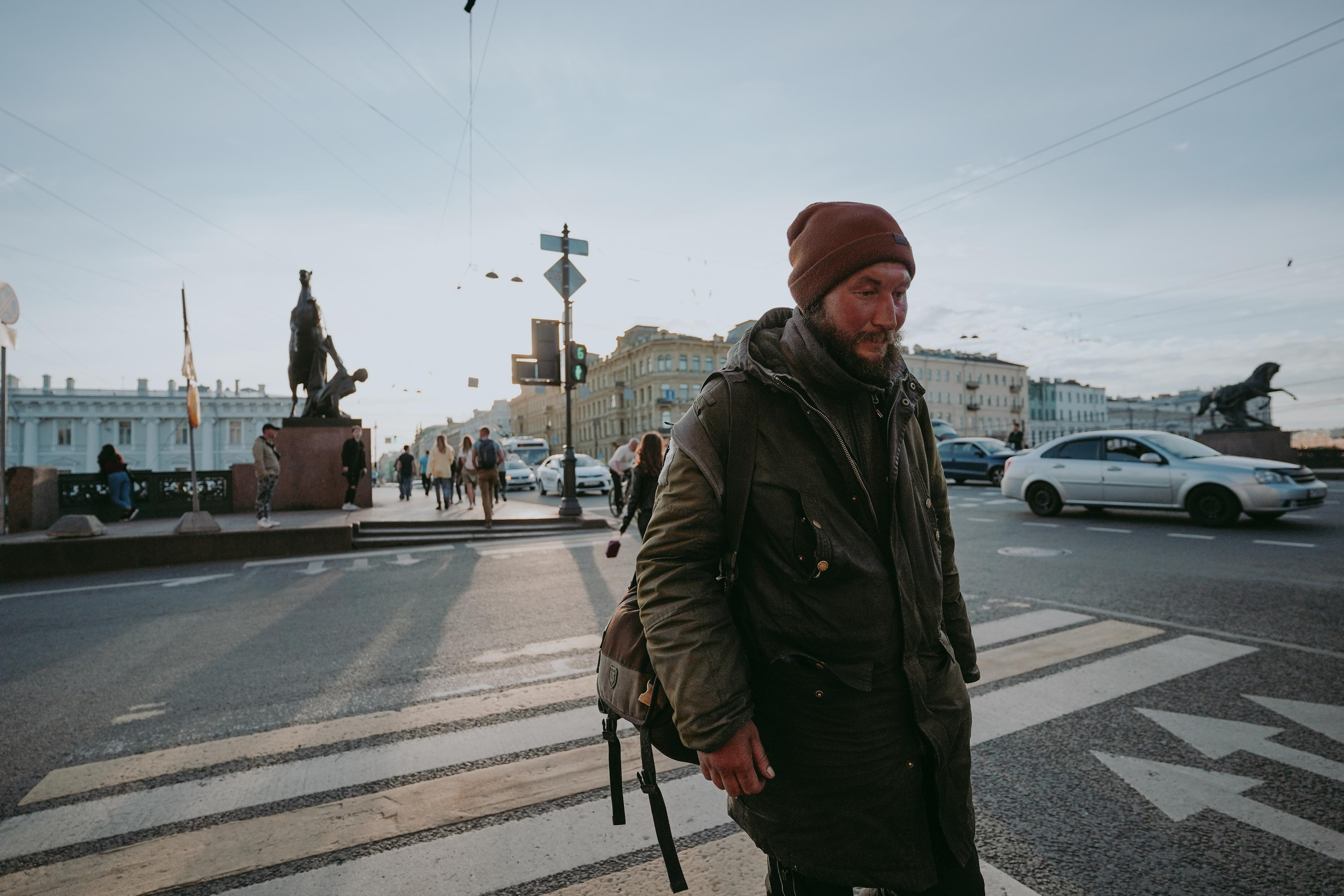 2021. Стрит-фотография, полная абсурда, идиотизма и красоты