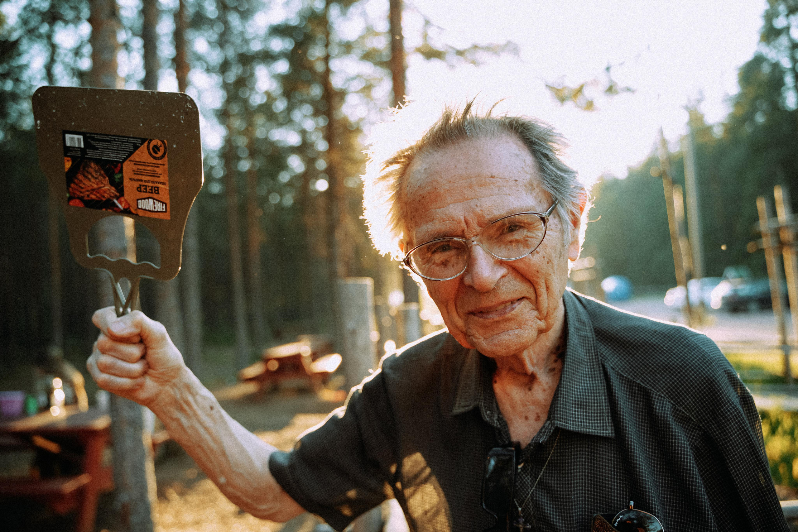 2022. Стрит-фотография, полная абсурда, идиотизма и красоты