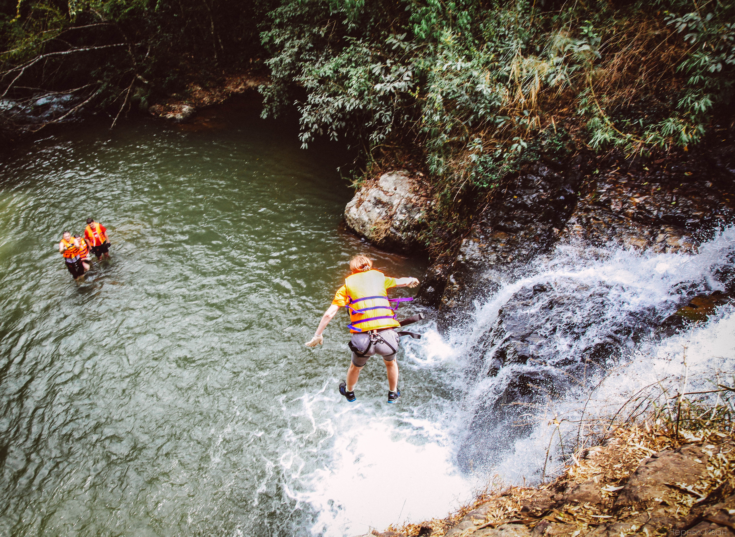 ВЬЕТНАМ. Стрит-фотография, полная абсурда, идиотизма и красоты