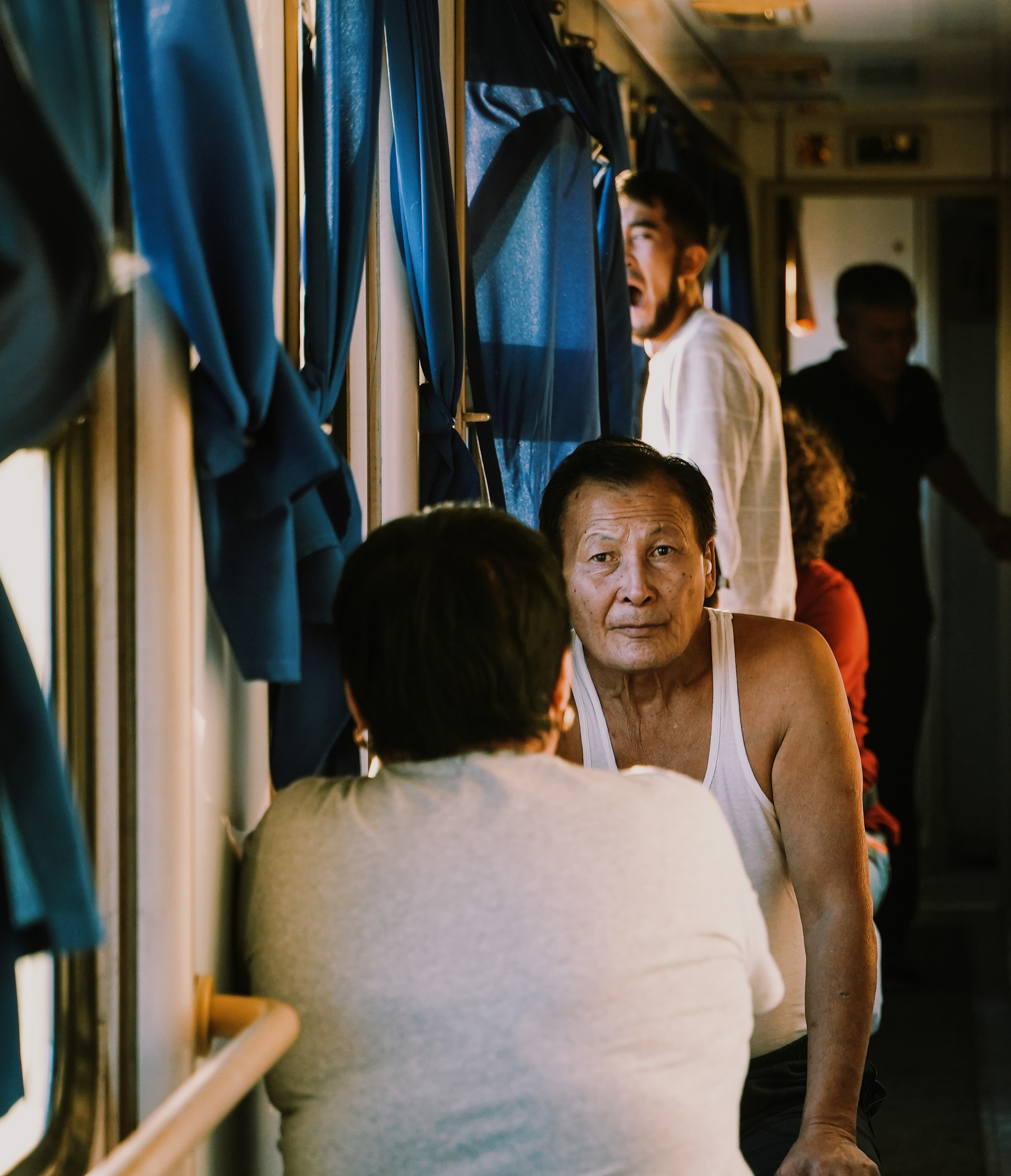 КАЗАХСТАН. Стрит-фотография, полная абсурда, идиотизма и красоты