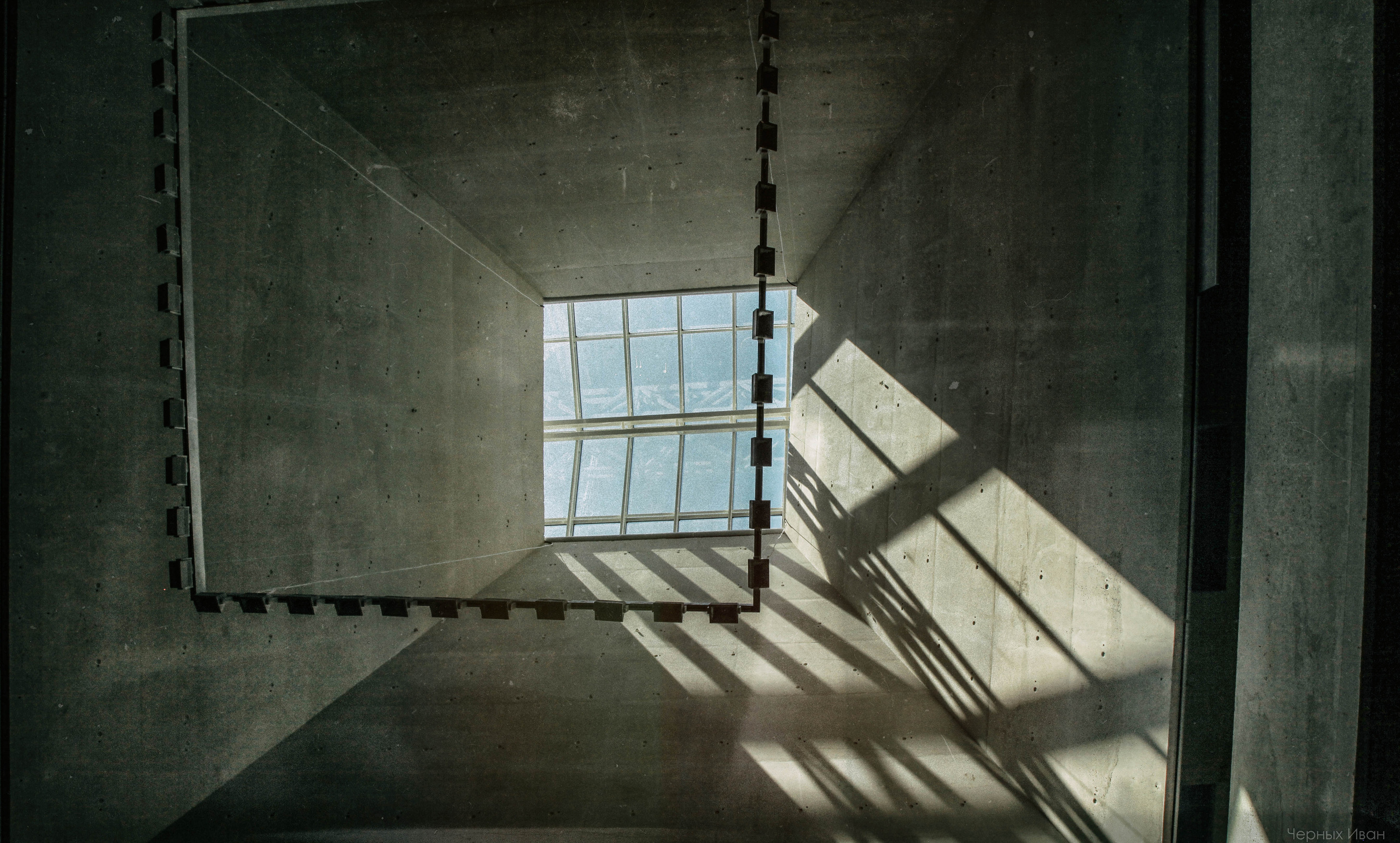 2014. Стрит-фотография, полная абсурда, идиотизма и красоты