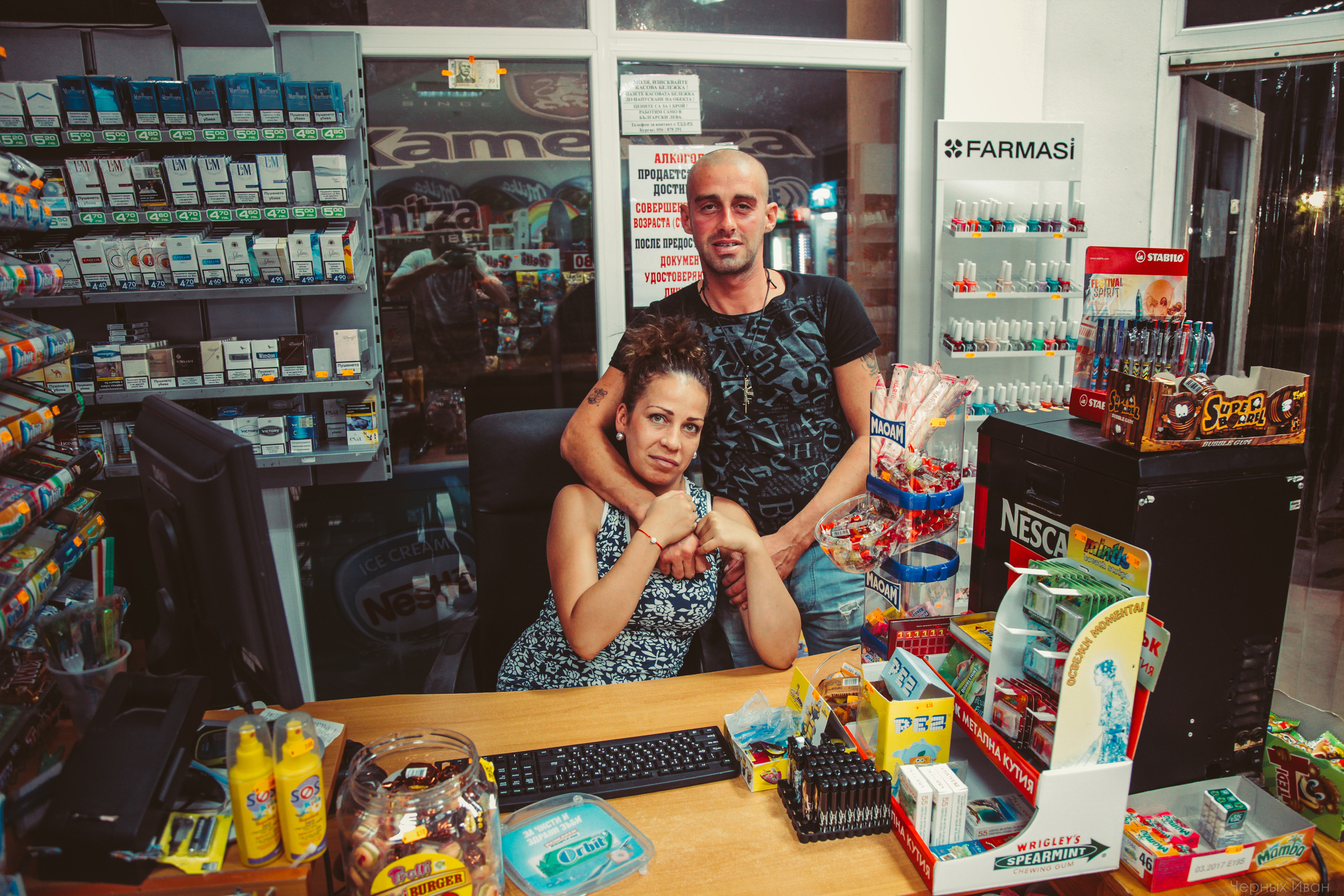 БОЛГАРИЯ. Стрит-фотография, полная абсурда, идиотизма и красоты