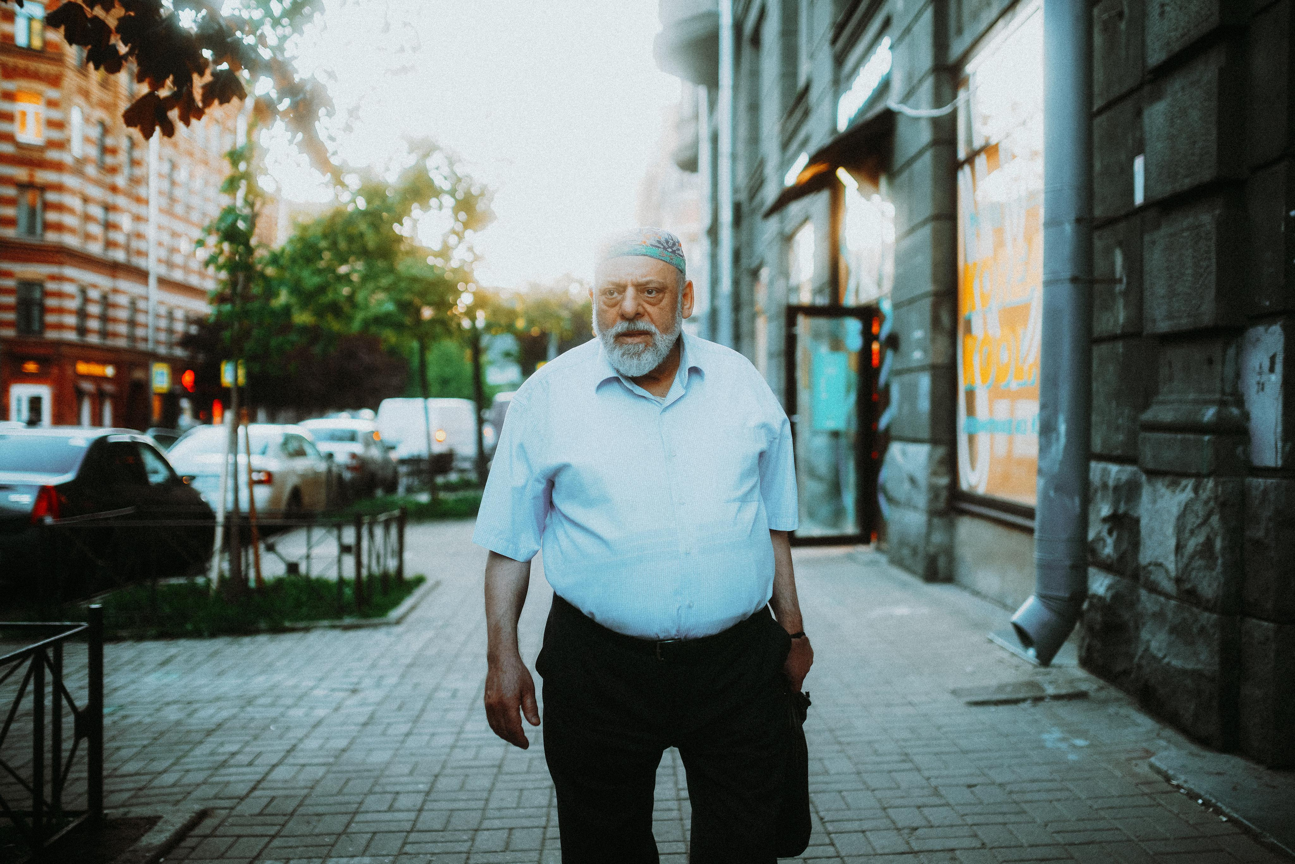 2022. Стрит-фотография, полная абсурда, идиотизма и красоты