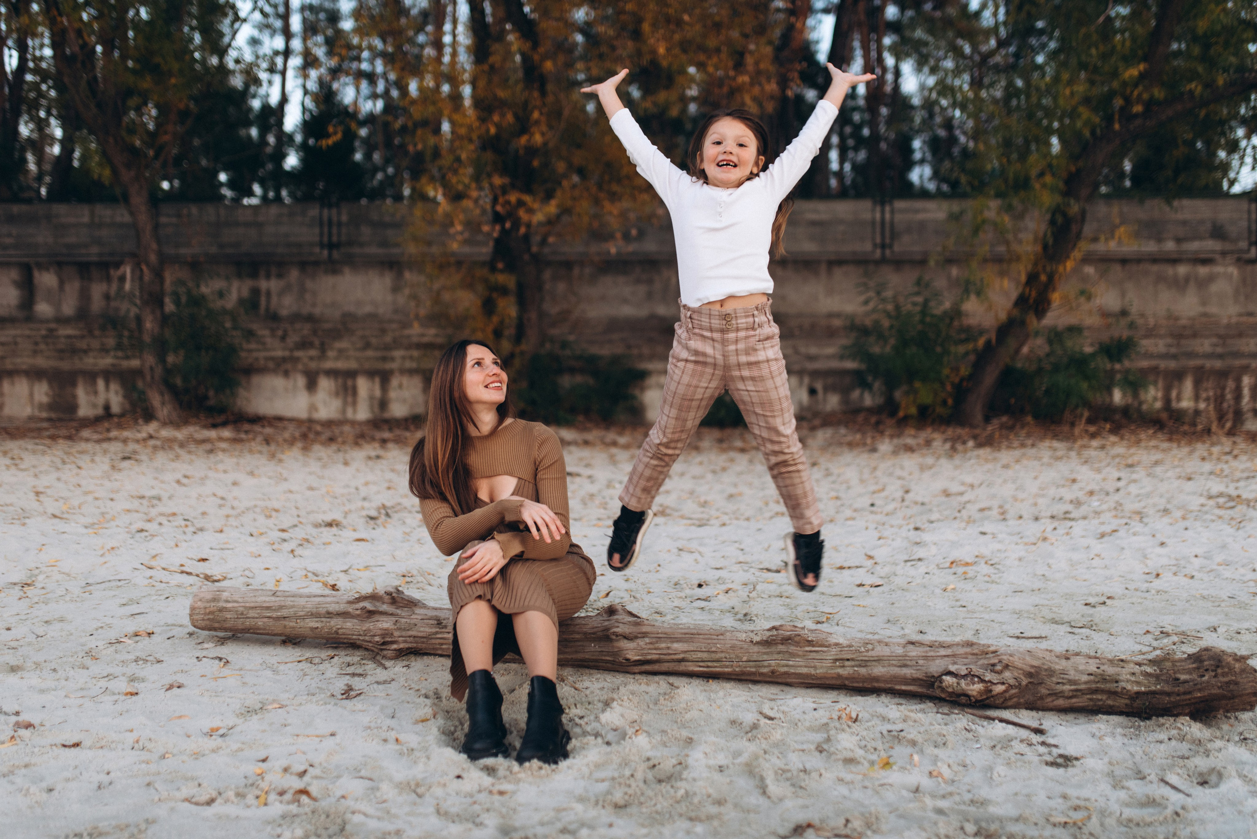 Tatjana & Mila. Familien- und Hochzeitsfotografin. Ich arbeite in Koblenz und Rheinlan