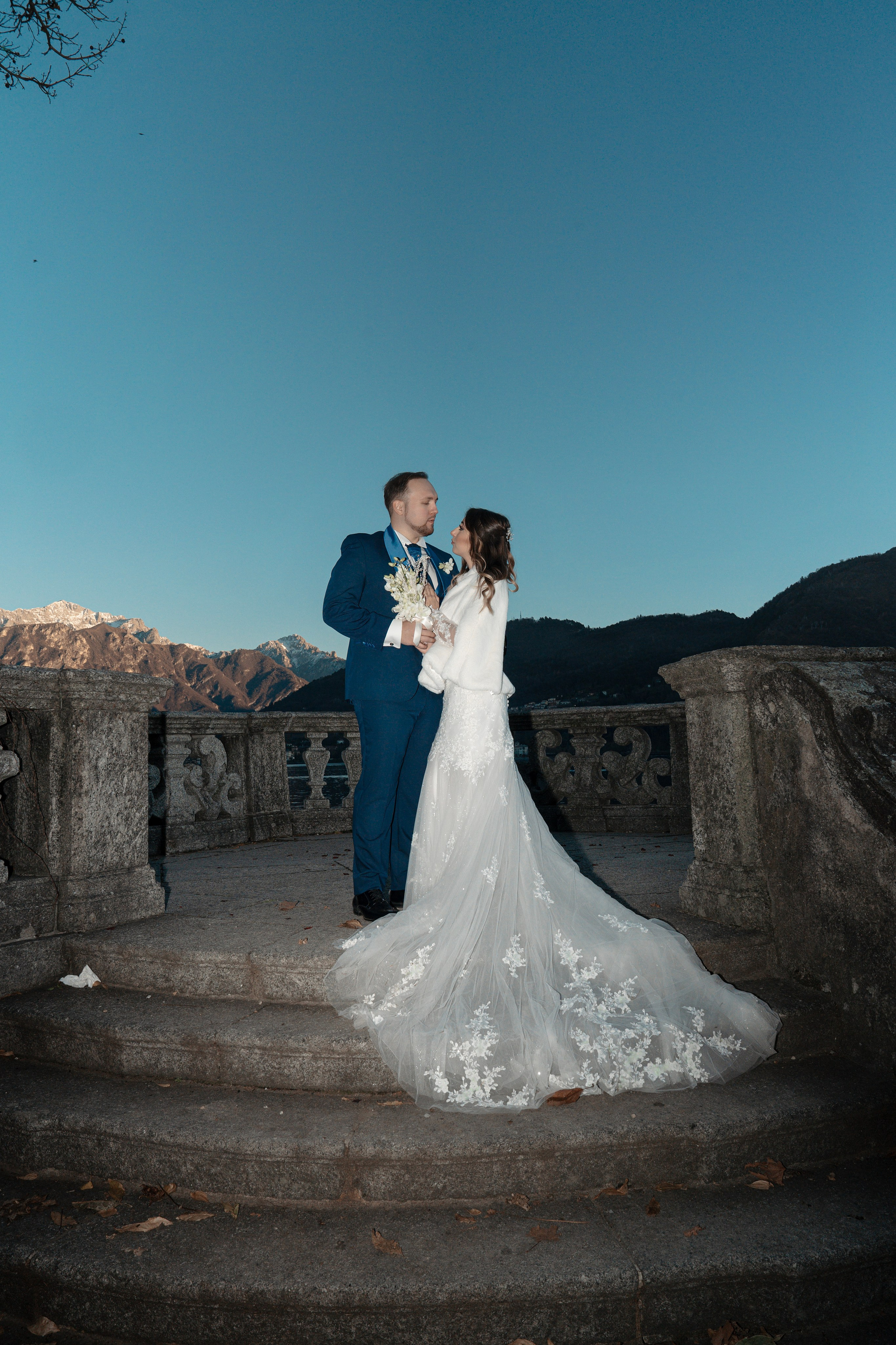 Olivelli Park Elopement on Lake Como. Fotografo matrimonio Lago di Como Ferrari Media Production