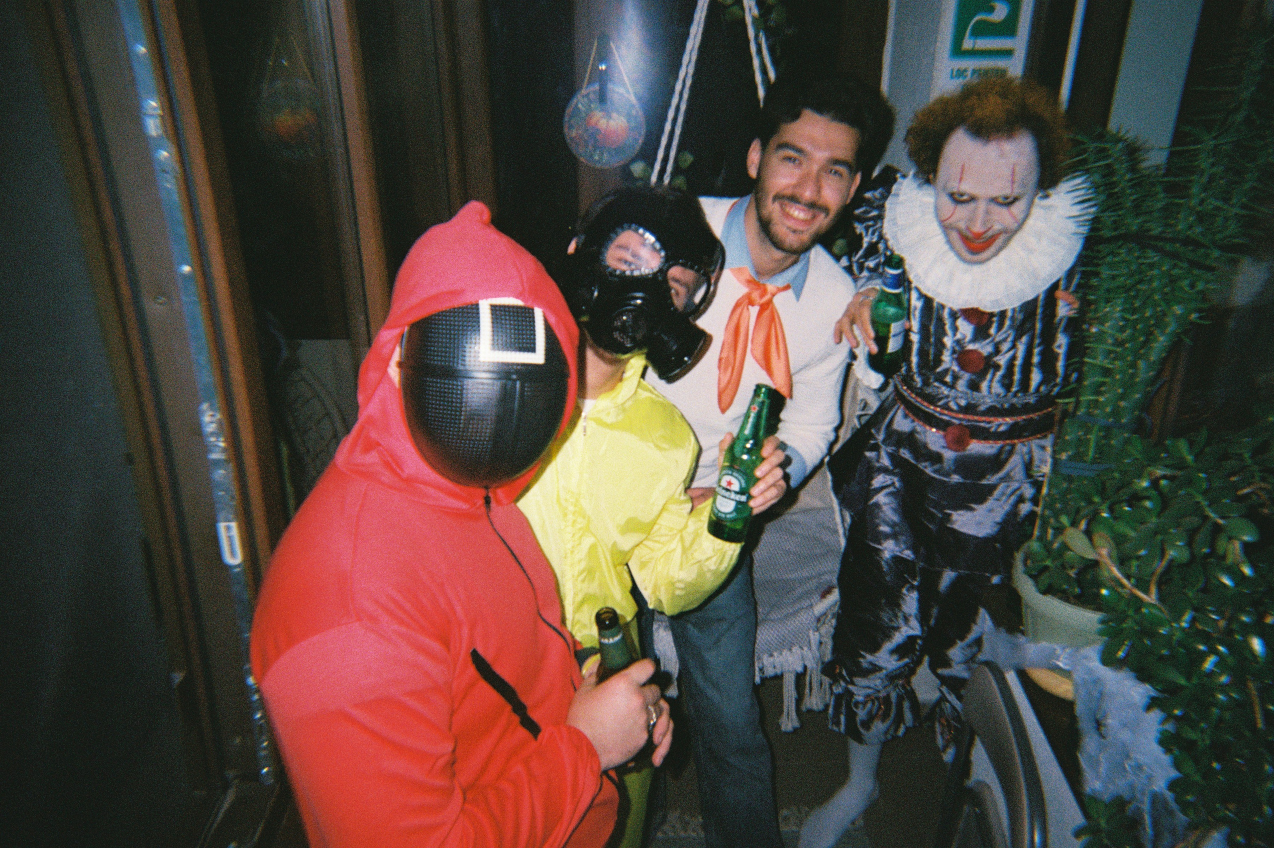 De la party-uri și festivaluri