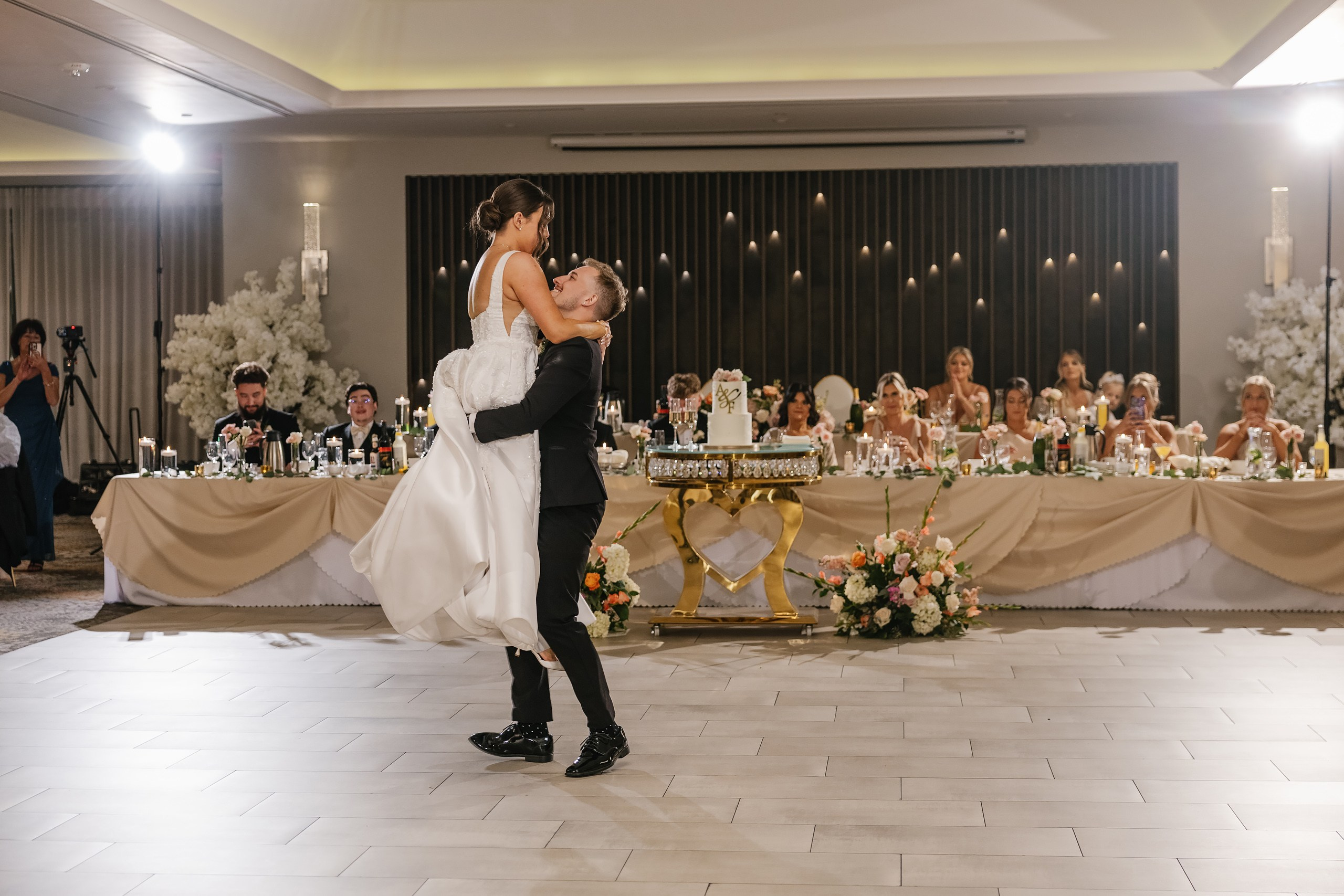 09.06.2025 Wedding. Wedding family event photographer in Chicago Nick Yushevich