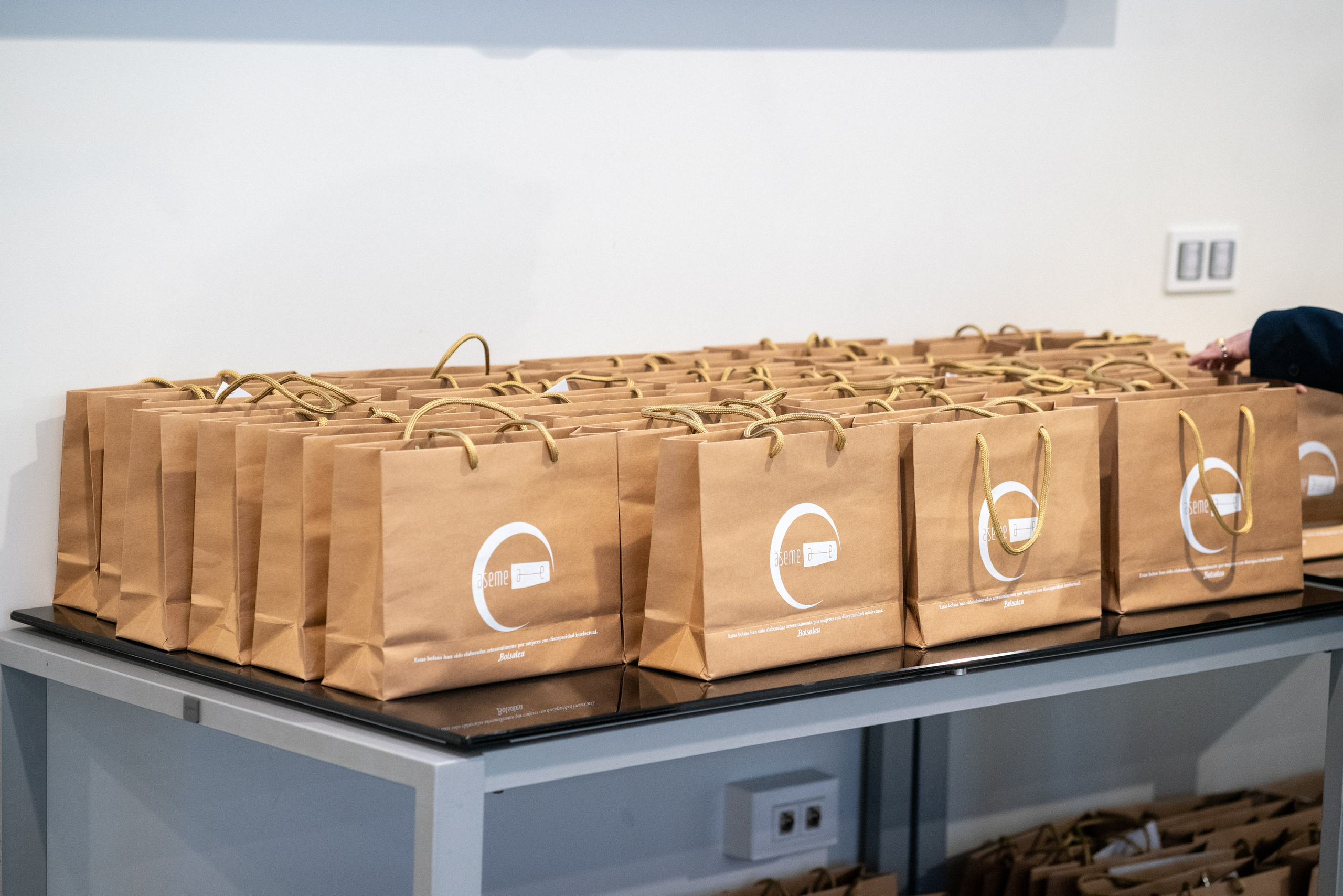 ASEME. Бизнес ивент. Женские портреты в Мадриде — естественная красота и свет | Anna Maruleva