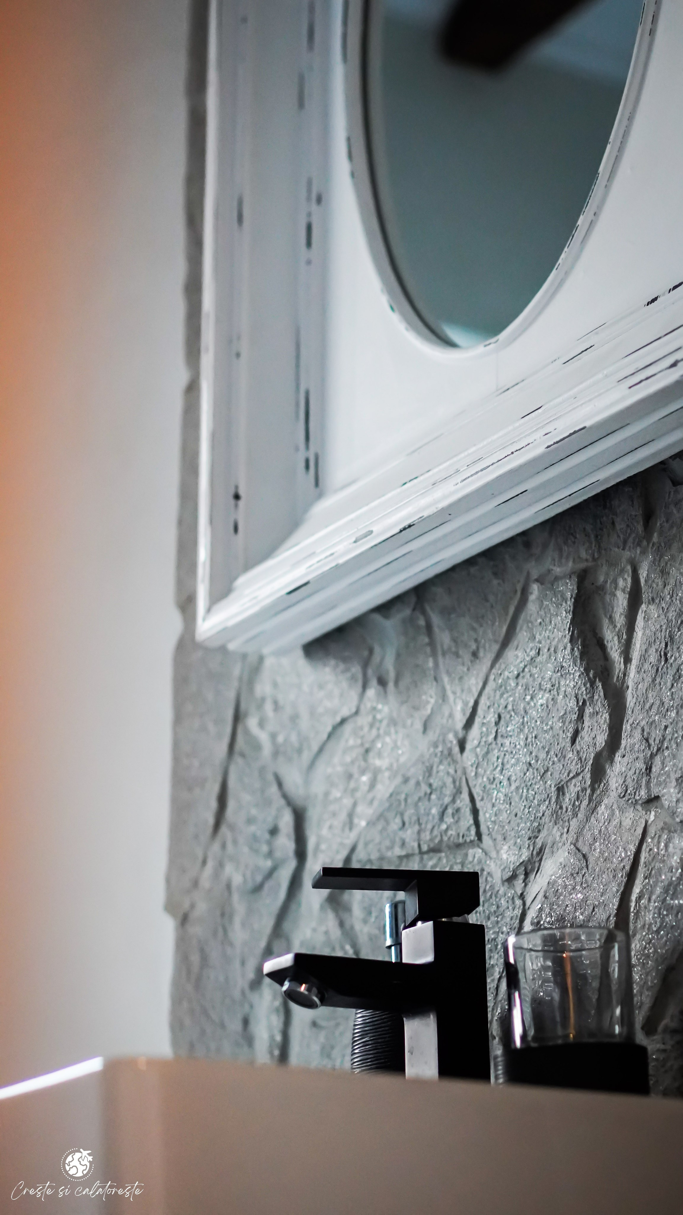 Bransilvania. Creste si calatoreste