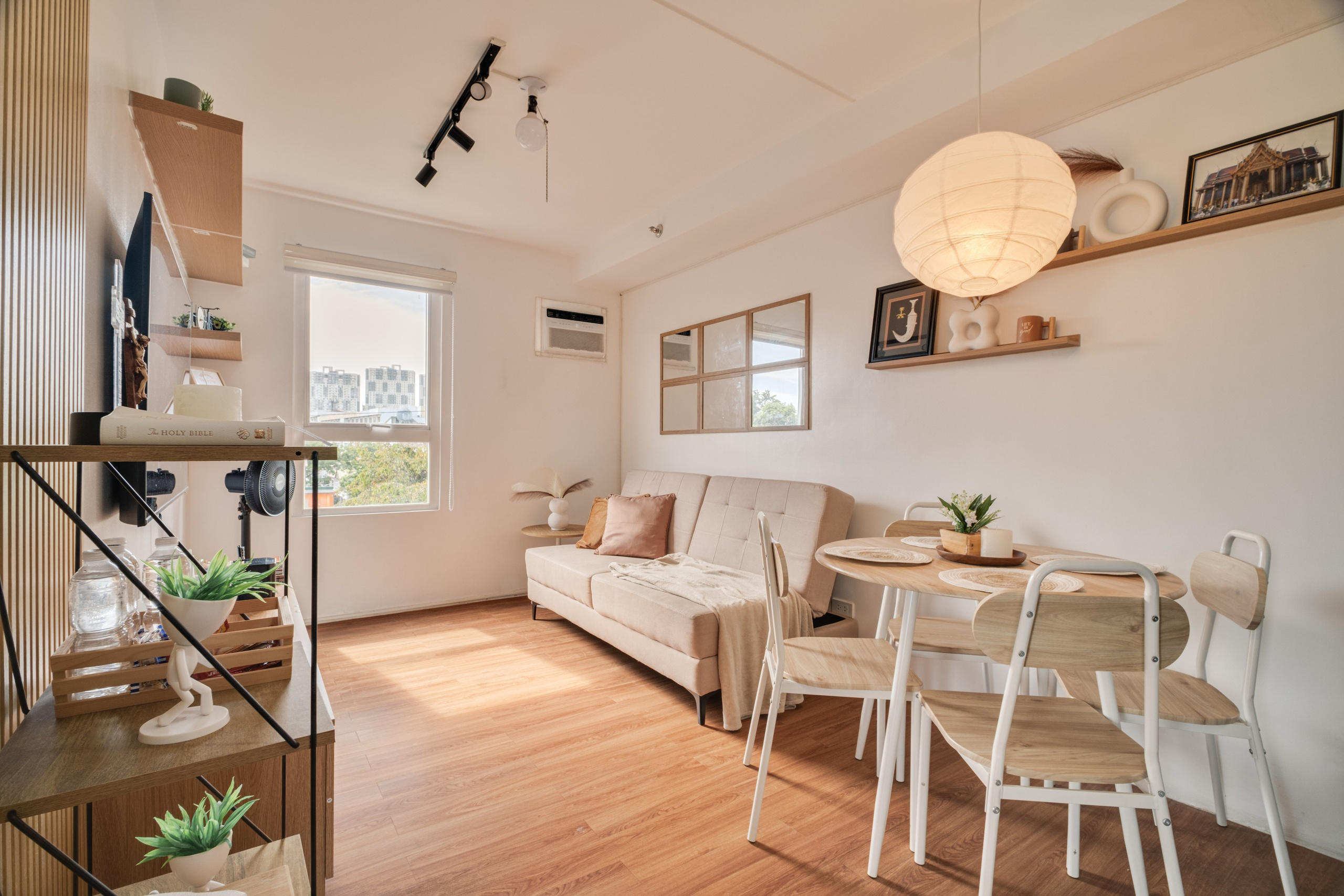 Suitescapes // Pasig. Interior & Architectural Photographer Philippines | Argen Carlo Camaclang
