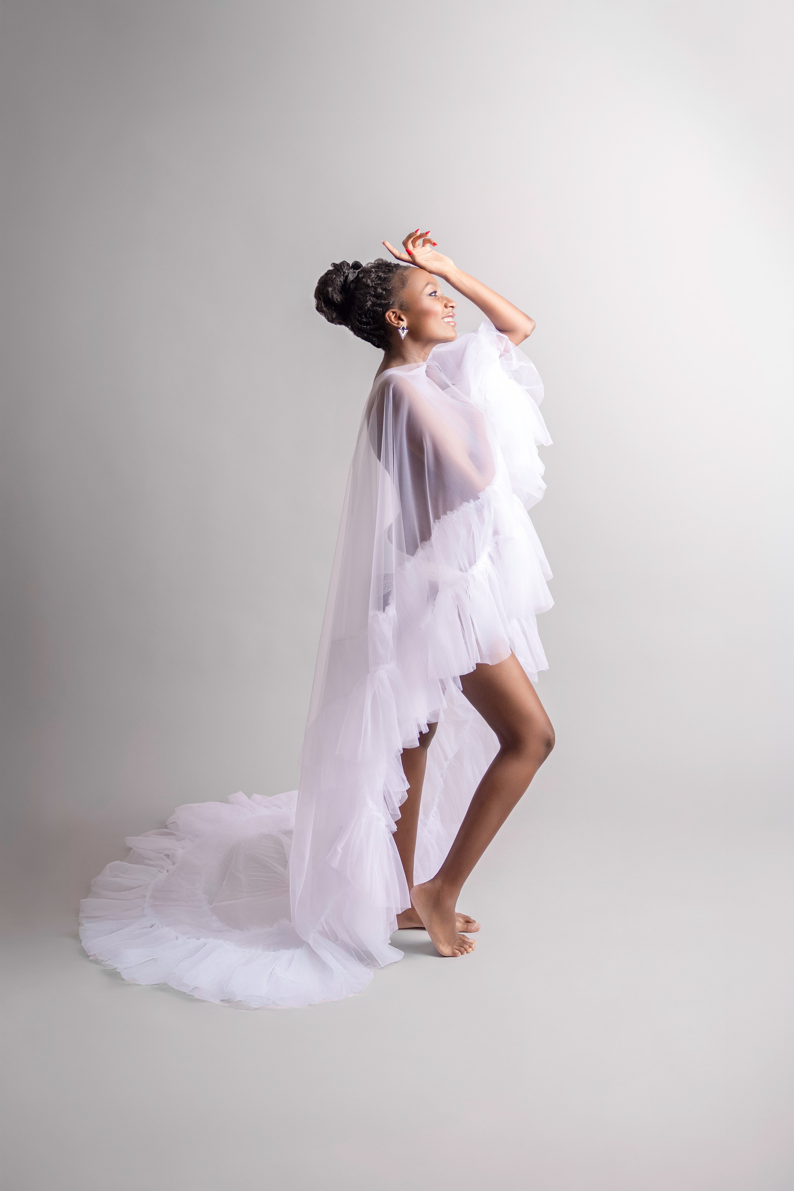 Maternity Wardrobe — Dresses Included for Your Session. Family & Maternity Photographer in Dresden Tatiana Mudryak