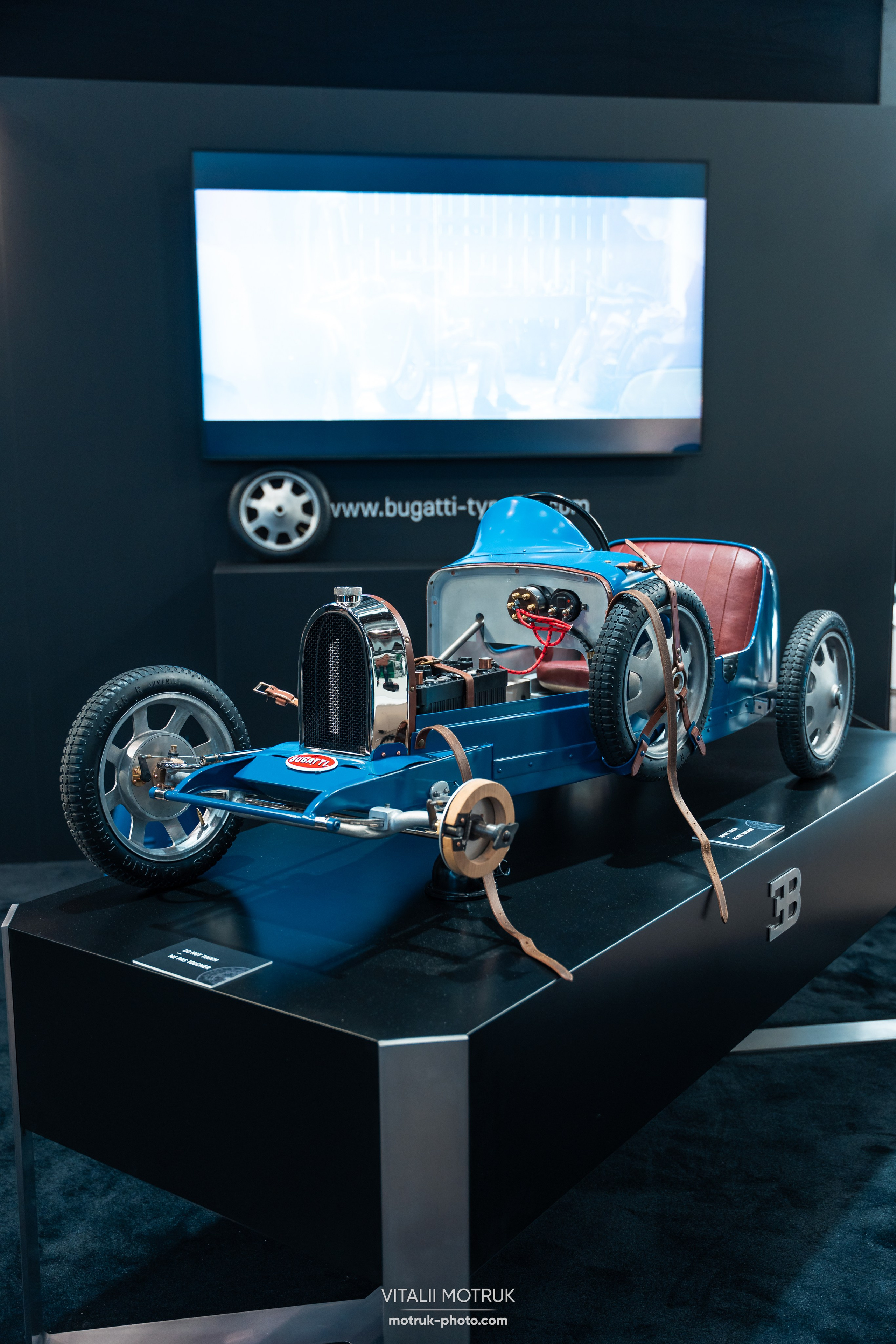 Retromobile 2025. Photographer in Paris — Vitalii Motruk