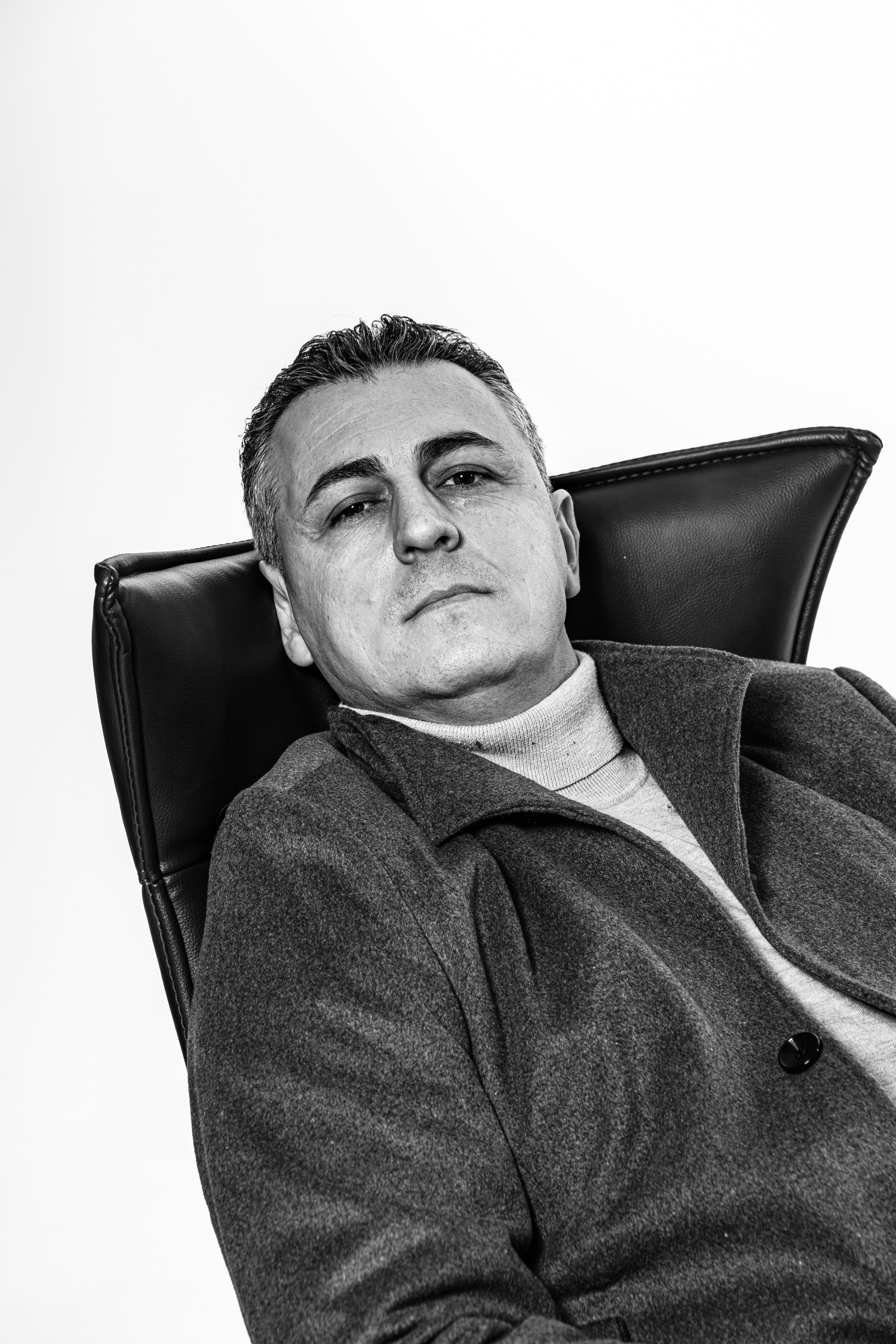 Male Portrait Photoshoot in Sofia — Stefan Portrait in Platon Style. Portrait & Boudoir Photographer in Sofia | Taymuraz Gumerov