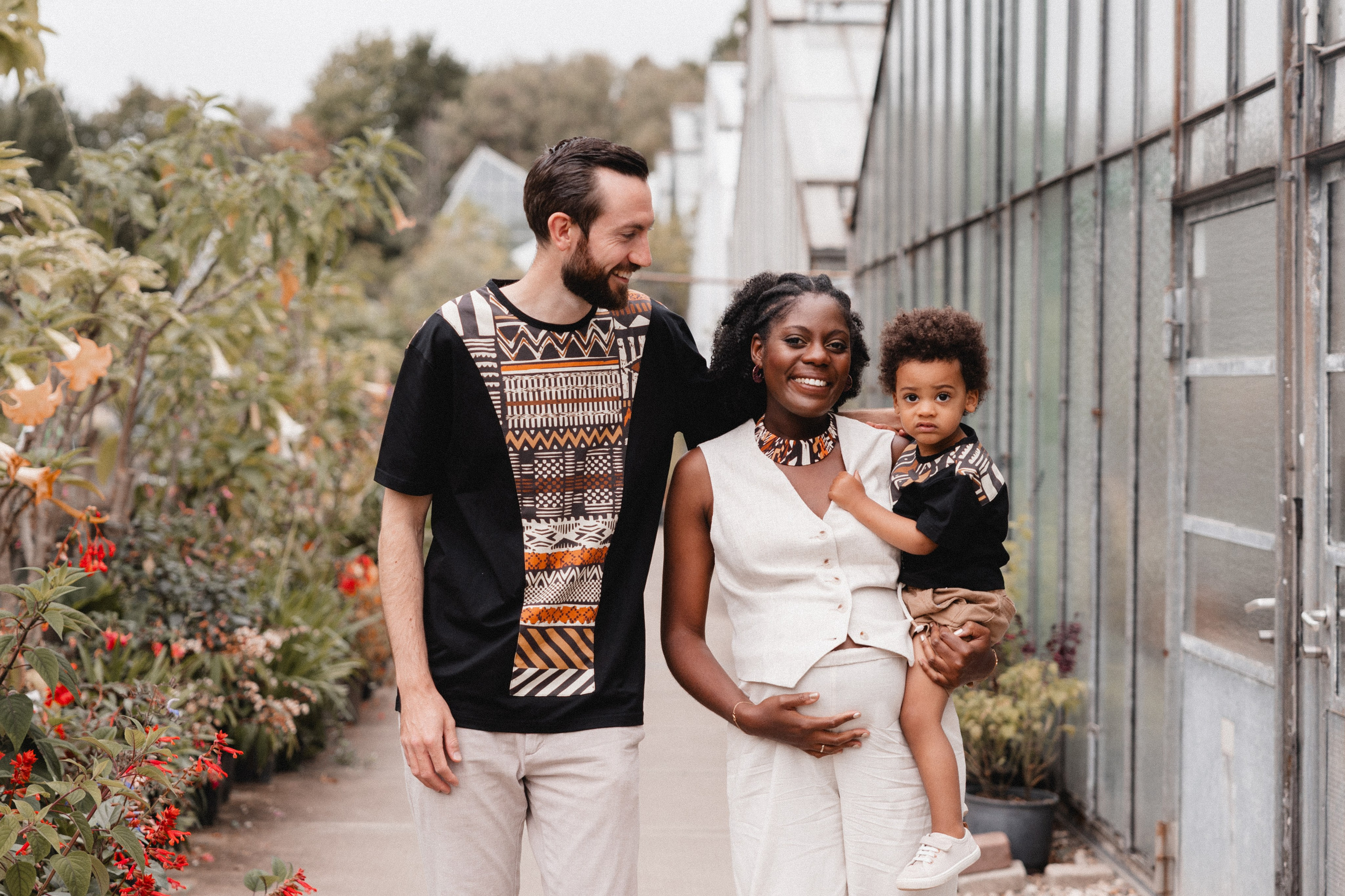 Babybauch Shooting im Botanischen Garten Bochum | Reiche Fotografie. Hochzeitsfotografin Bochum | Halyna Reiche Fotografie NRW