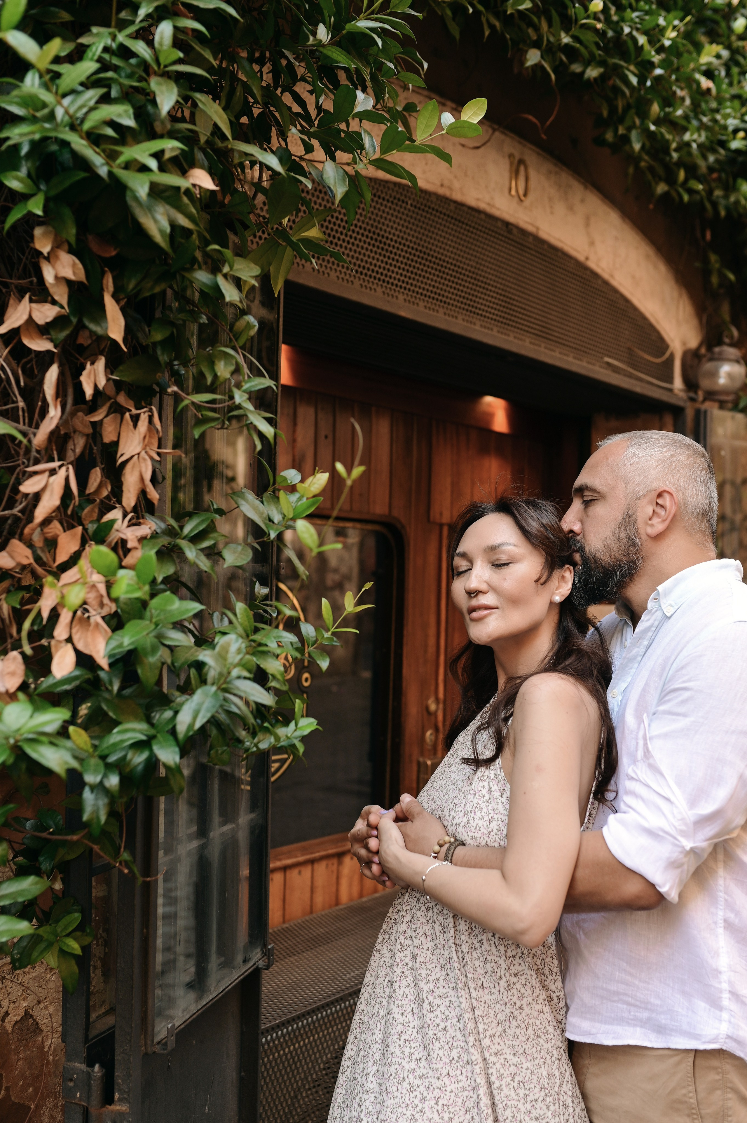 Rome Photoshoot — Couples, Proposals, Elopements & Families