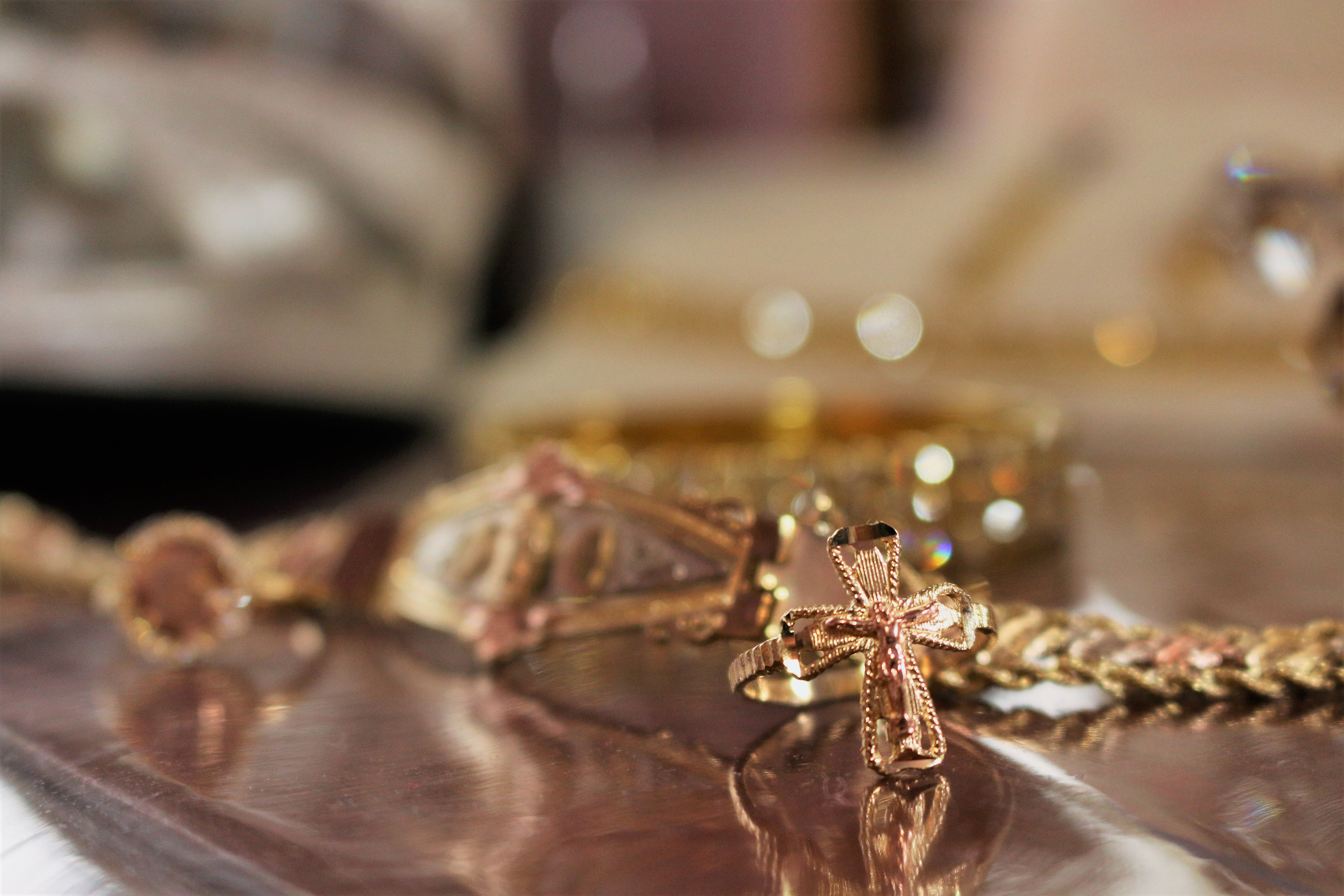 Guadalupe Carmona. Moriah Productions