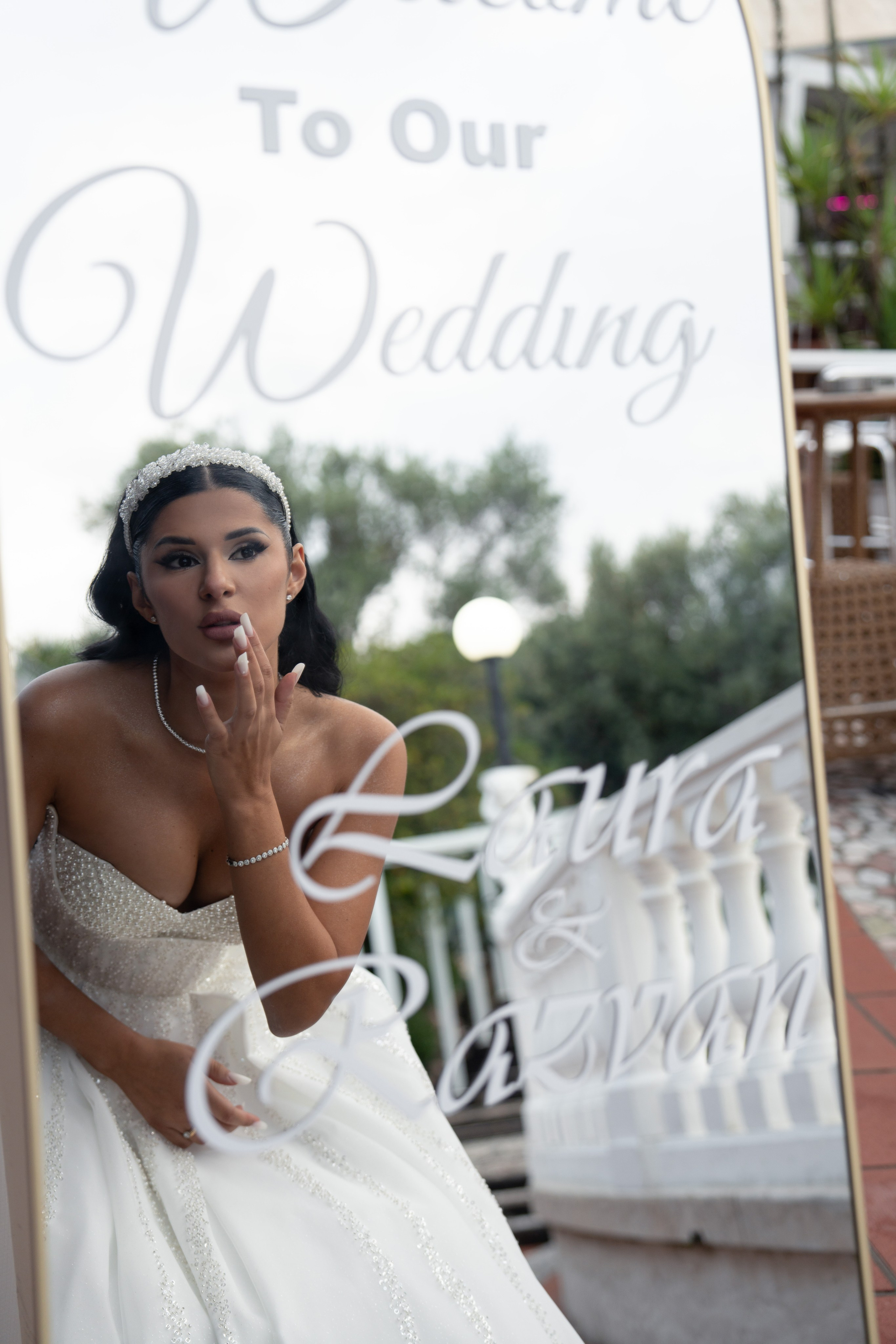 Laura & Razvan. Studio Timis