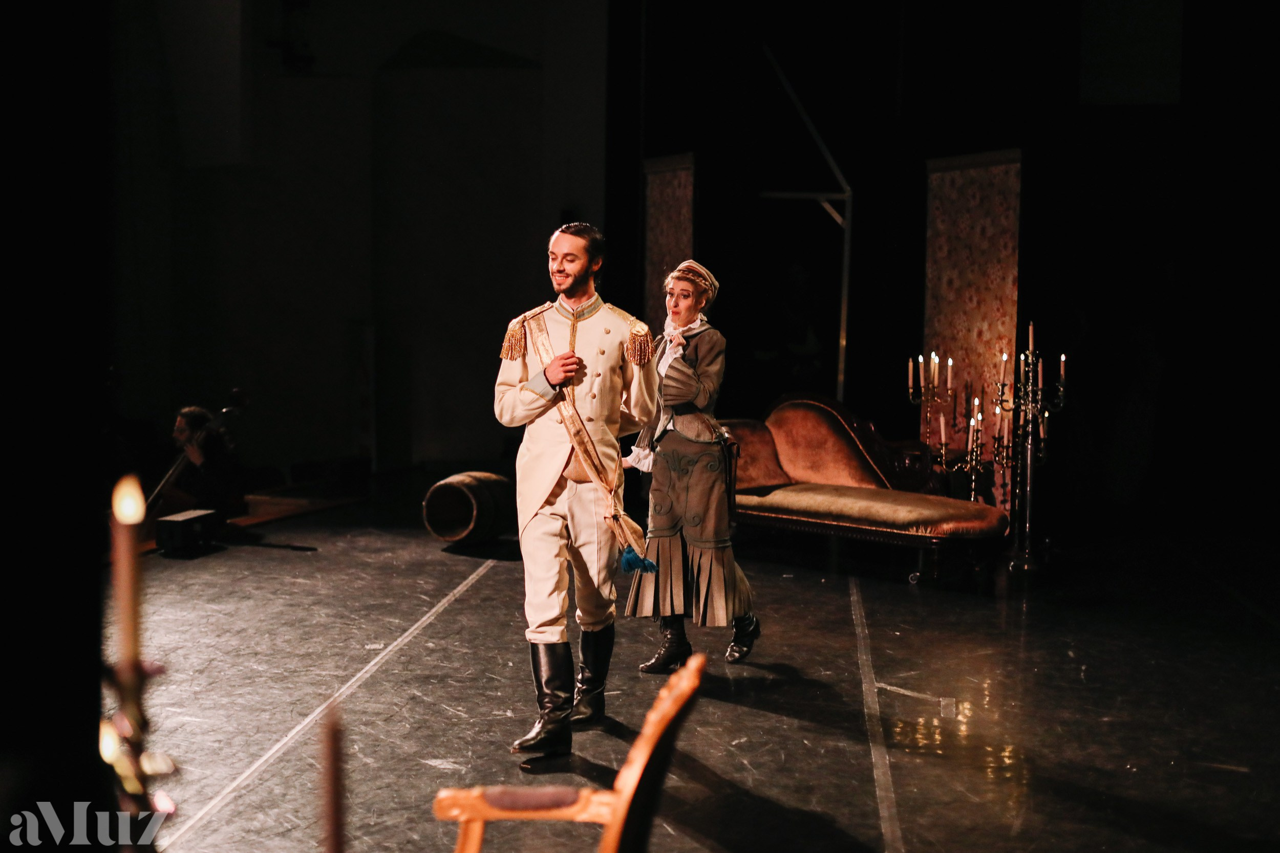 Opera Łąkowa. Fotograf Ślubny Warszawa - Sesje Biznesowe Rodzinne Eventy