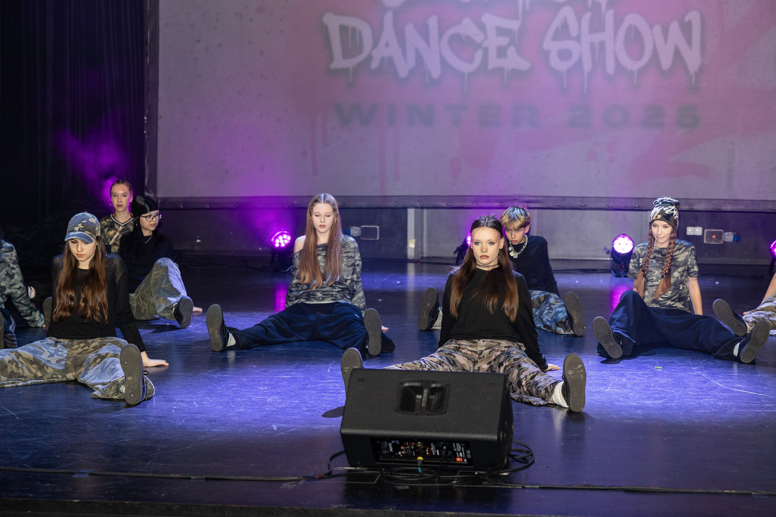 LEO DANCE SHOW WINTER 2025. Семейный и детский фотограф в Варшаве Мила Бобровская