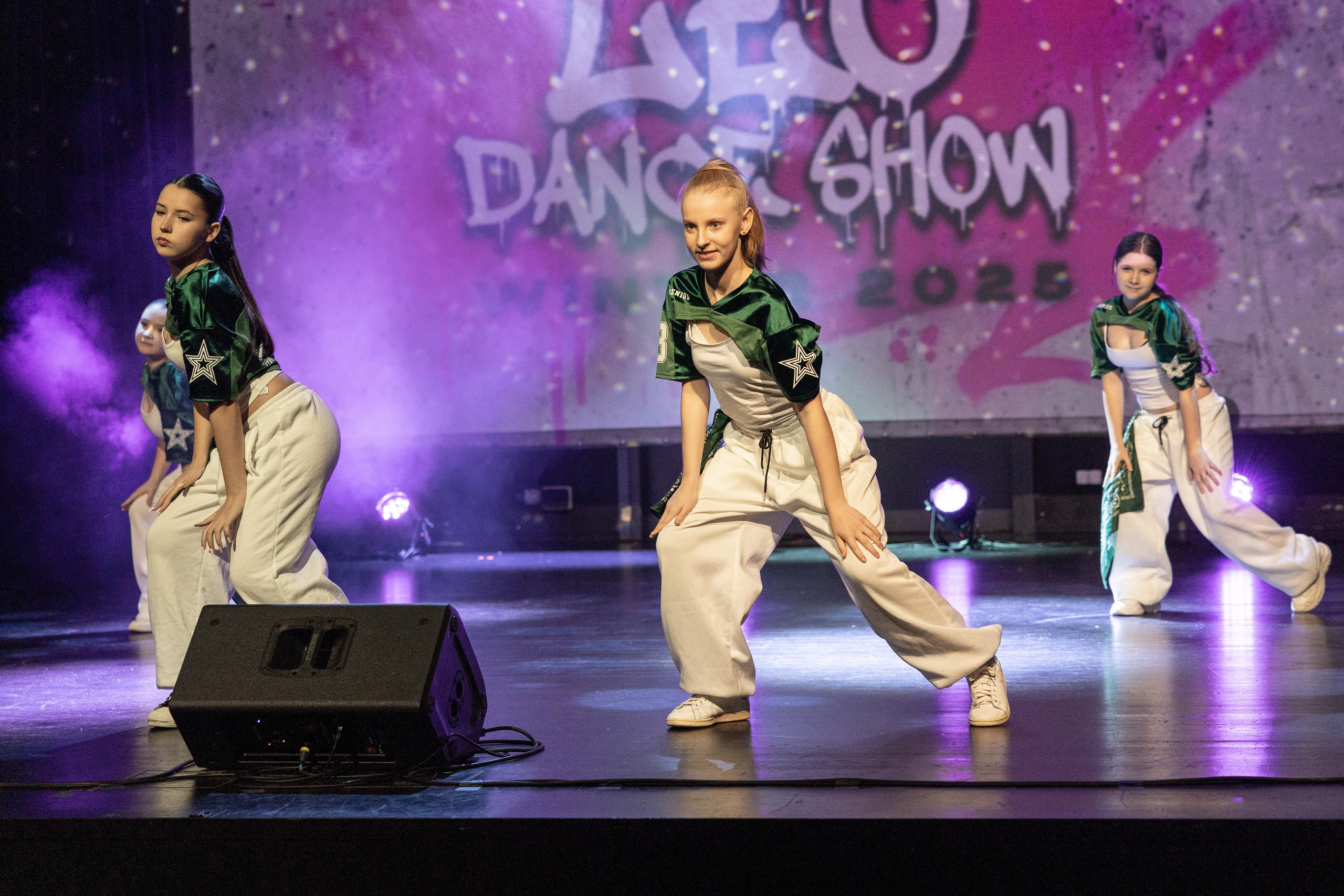 LEO DANCE SHOW WINTER 2025. Семейный и детский фотограф в Варшаве Мила Бобровская