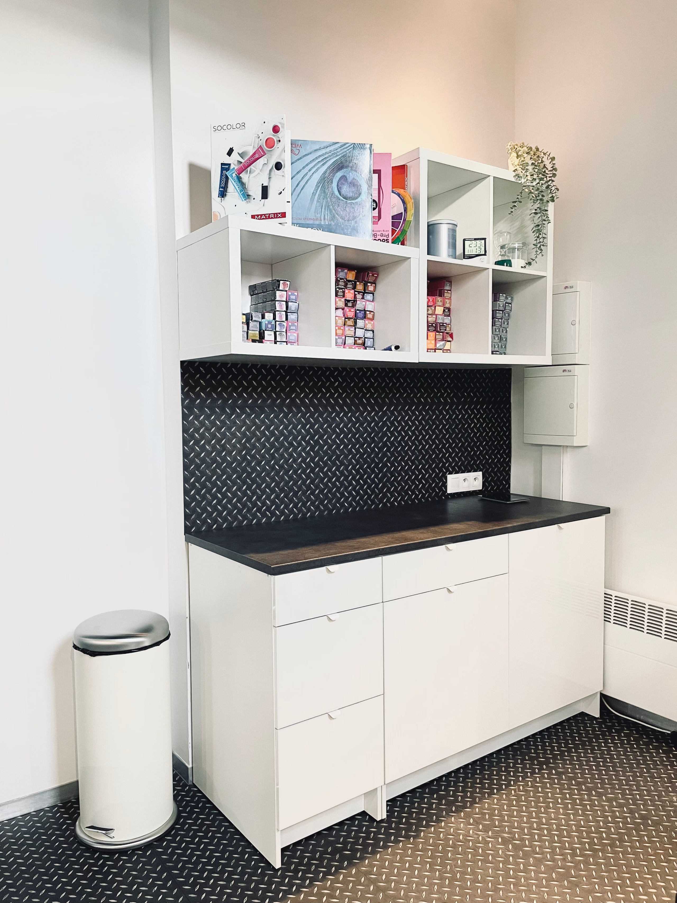 Салон красоты под аренду мест. Photographer in Warsaw Alena Valnai