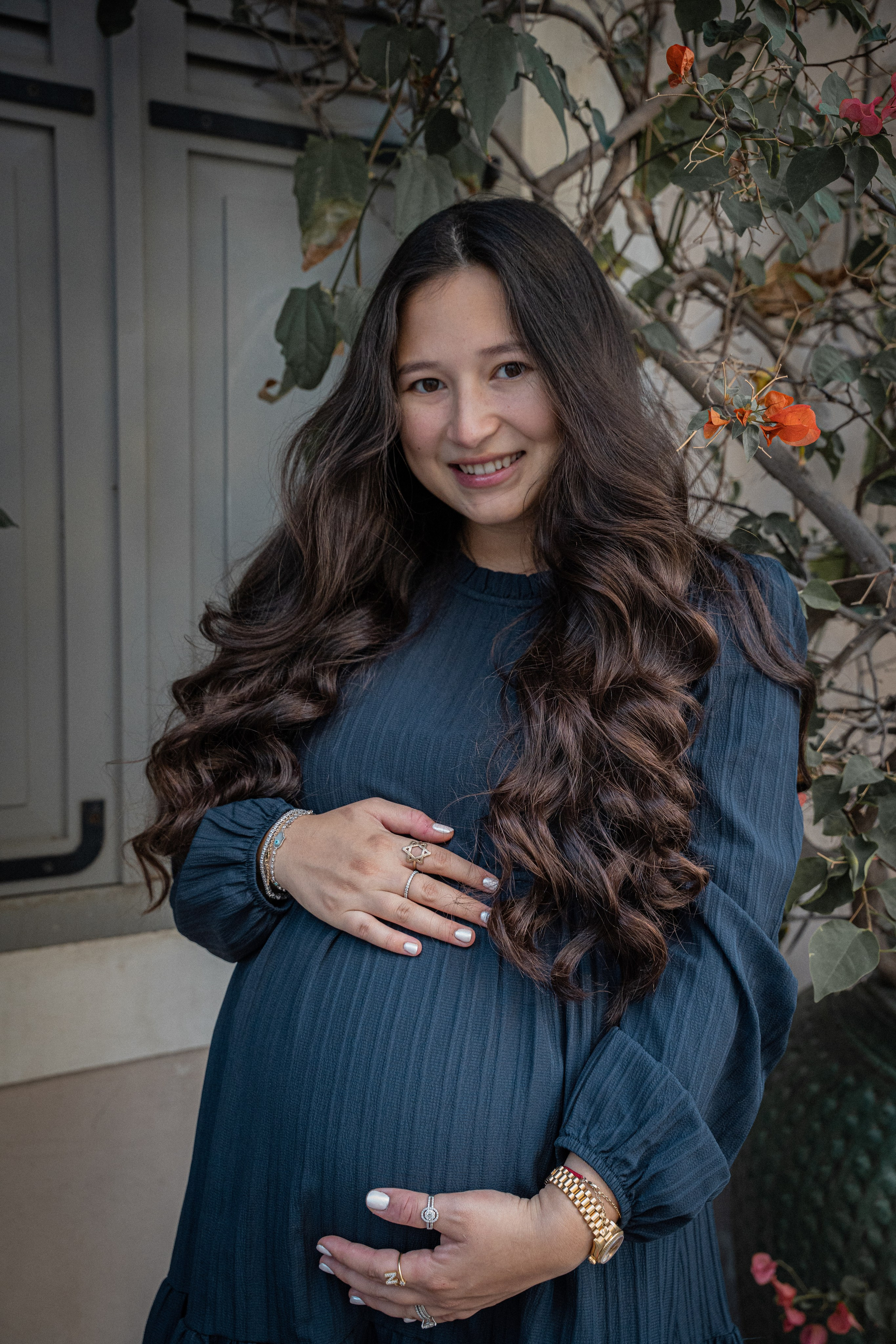 Naomi & Surli, Neve Tzedek, December 2025. Divign By Tehilah — Meaningful Graphic Design & Photography